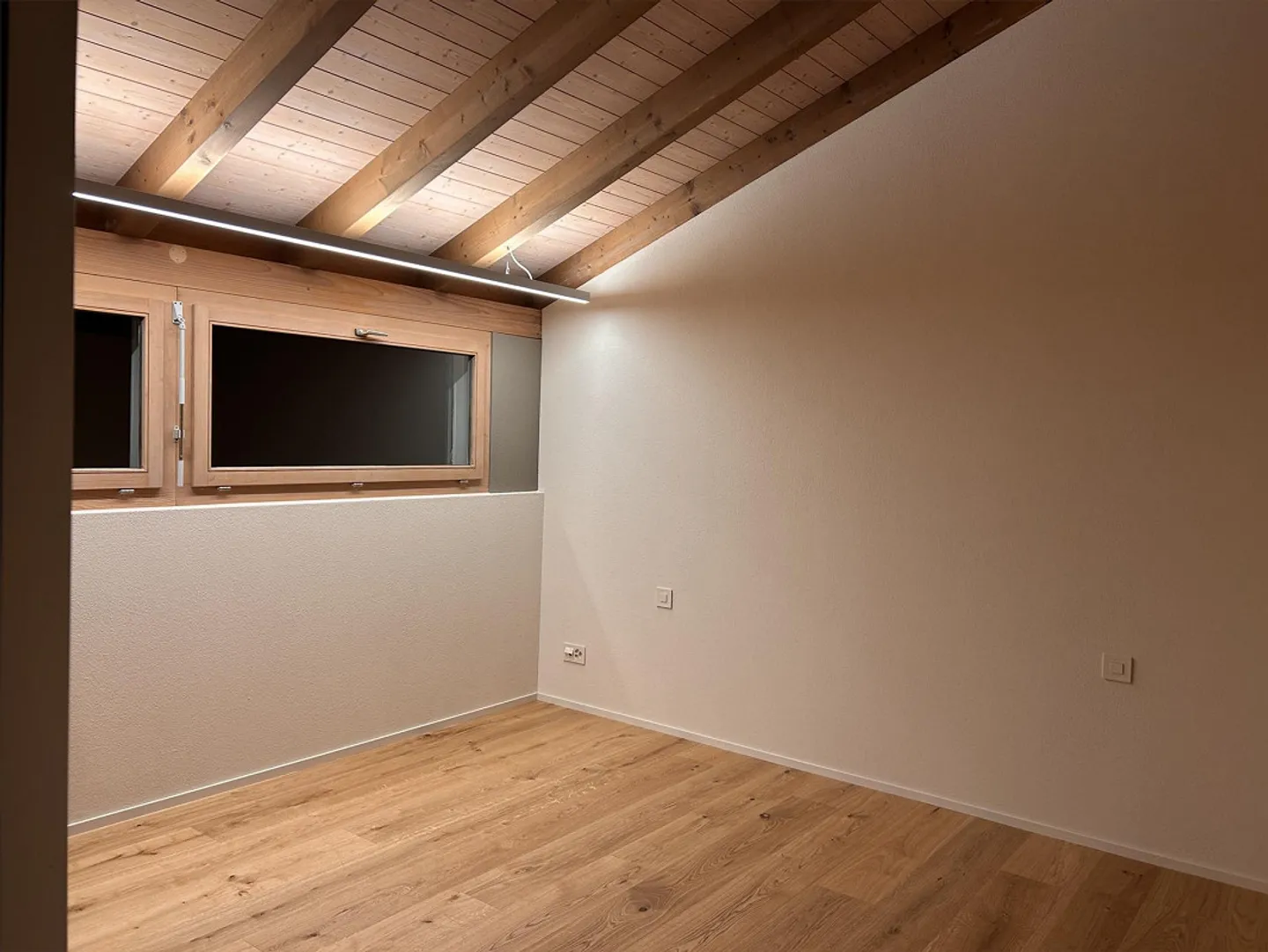 Appartement penthouse exclusif près du village dans une zone verte - Photo 12 sur 27