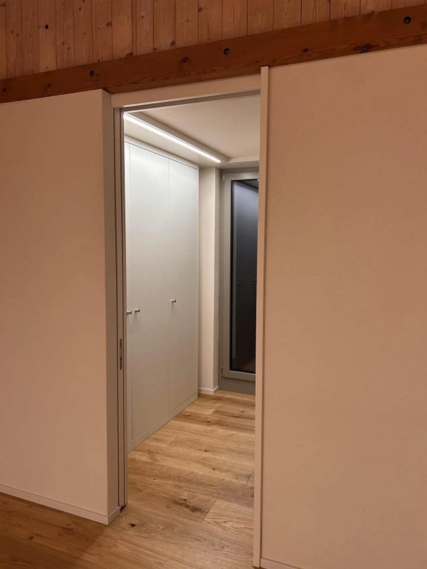Appartement penthouse exclusif près du village dans une zone verte - Photo 13 sur 27