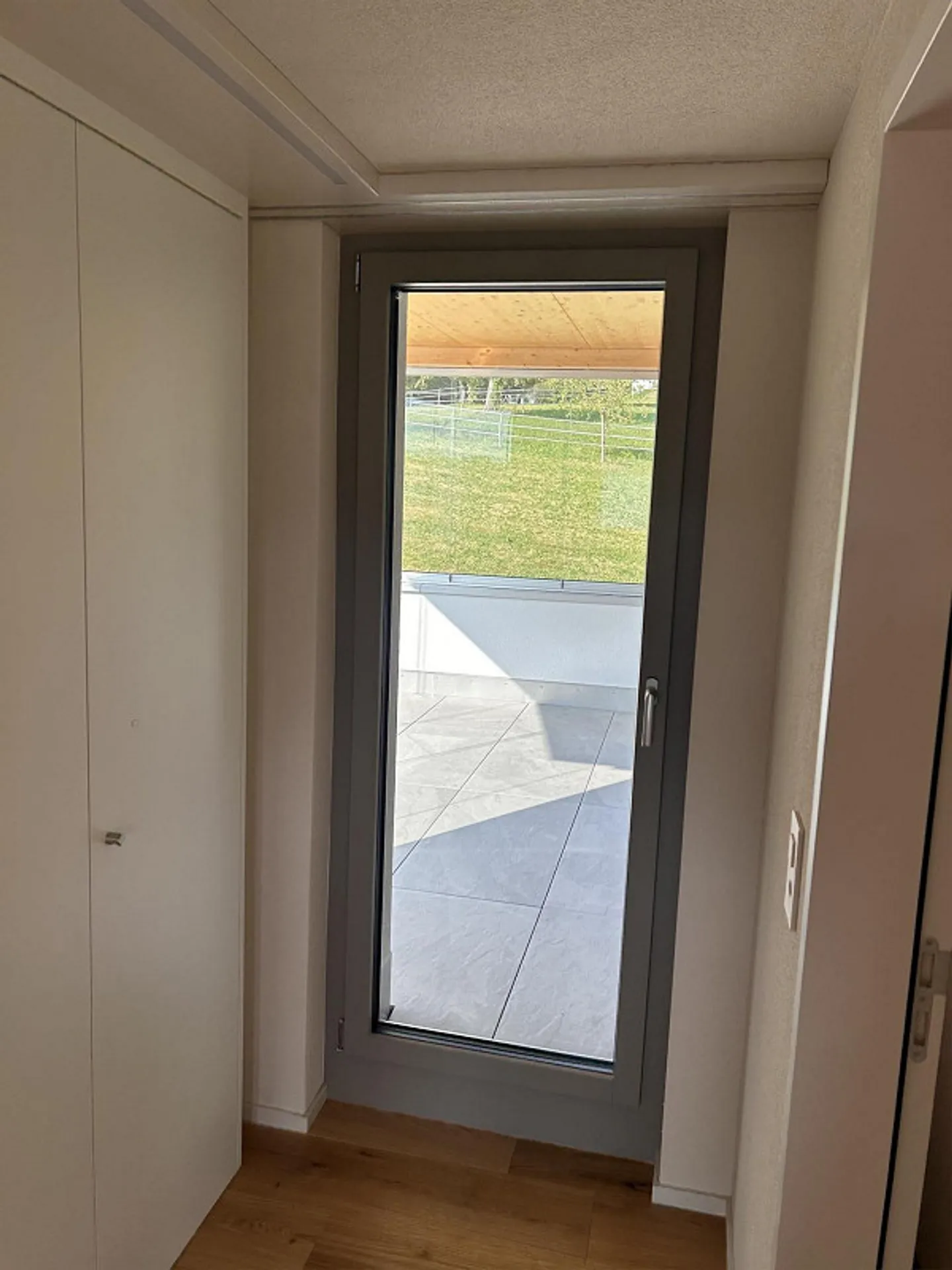 Appartement penthouse exclusif près du village dans une zone verte - Photo 14 sur 27