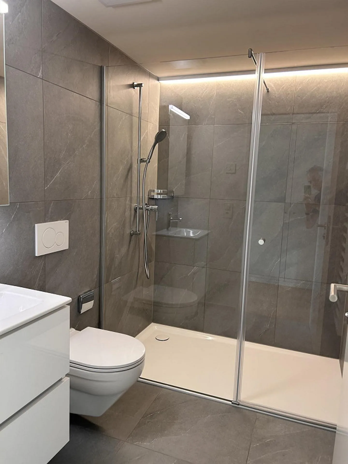 Appartement penthouse exclusif près du village dans une zone verte - Photo 17 sur 27