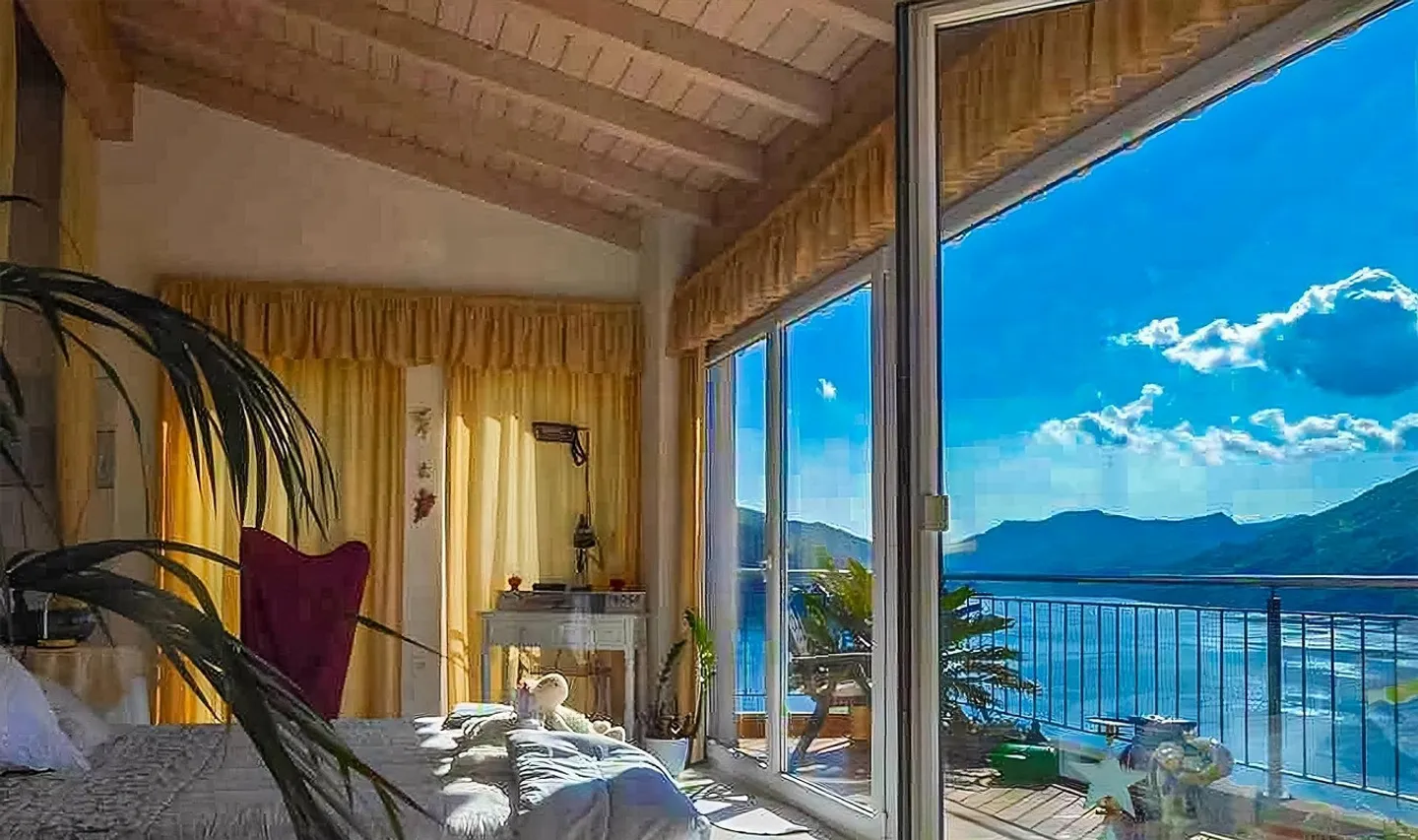 Villa in casa a schiera con bella vista sul lago a Bissone - Foto 5 di 10