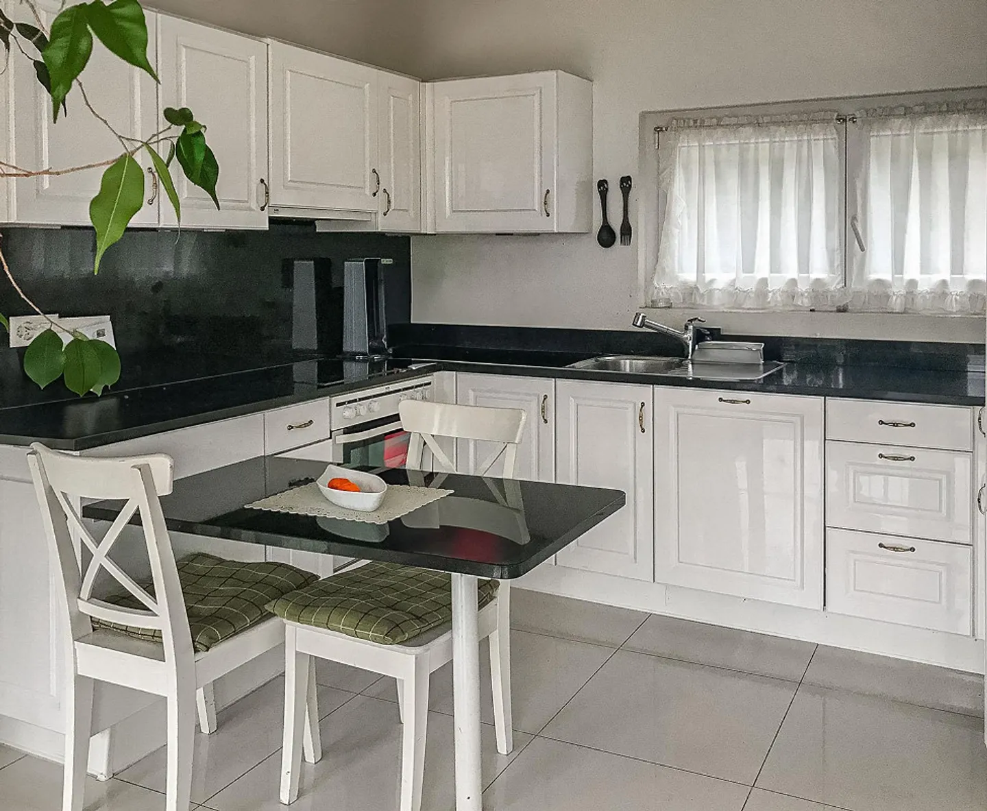 Villa in casa a schiera con bella vista sul lago a Bissone - Foto 3 di 10