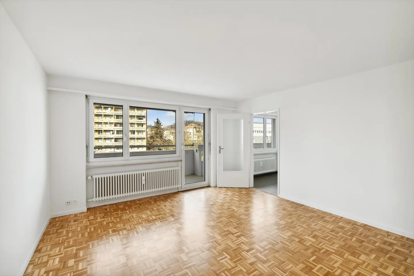 3.5 Room Apartment - Photo 5 of 9