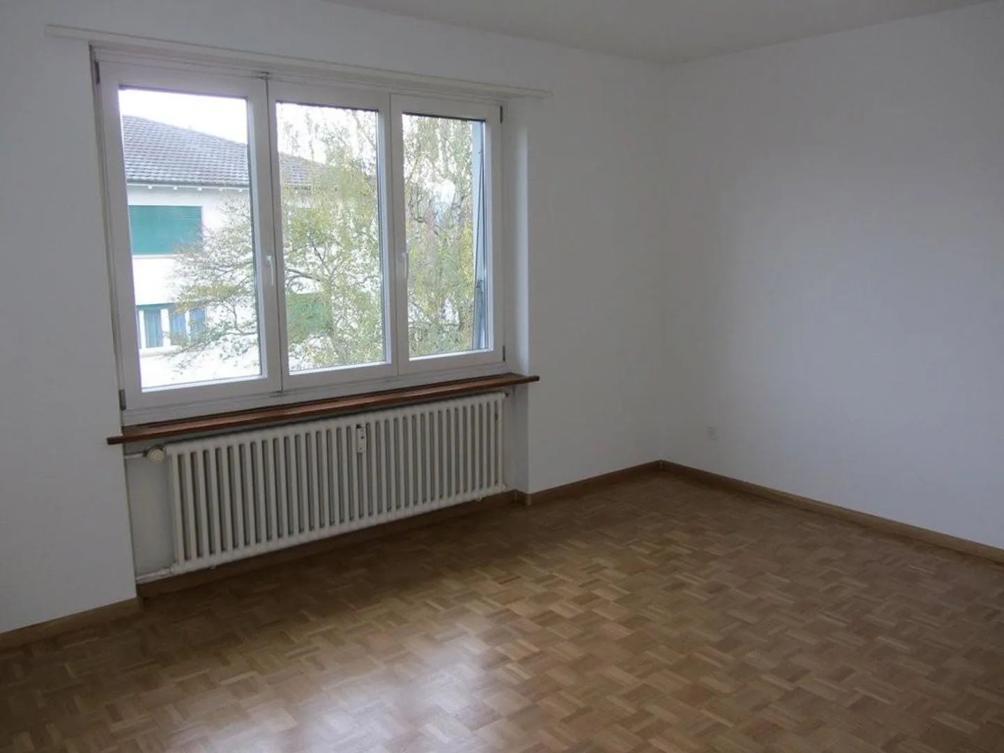 Appartamento attraente con 3 stanze e ampio balcone - Foto 5 di 10