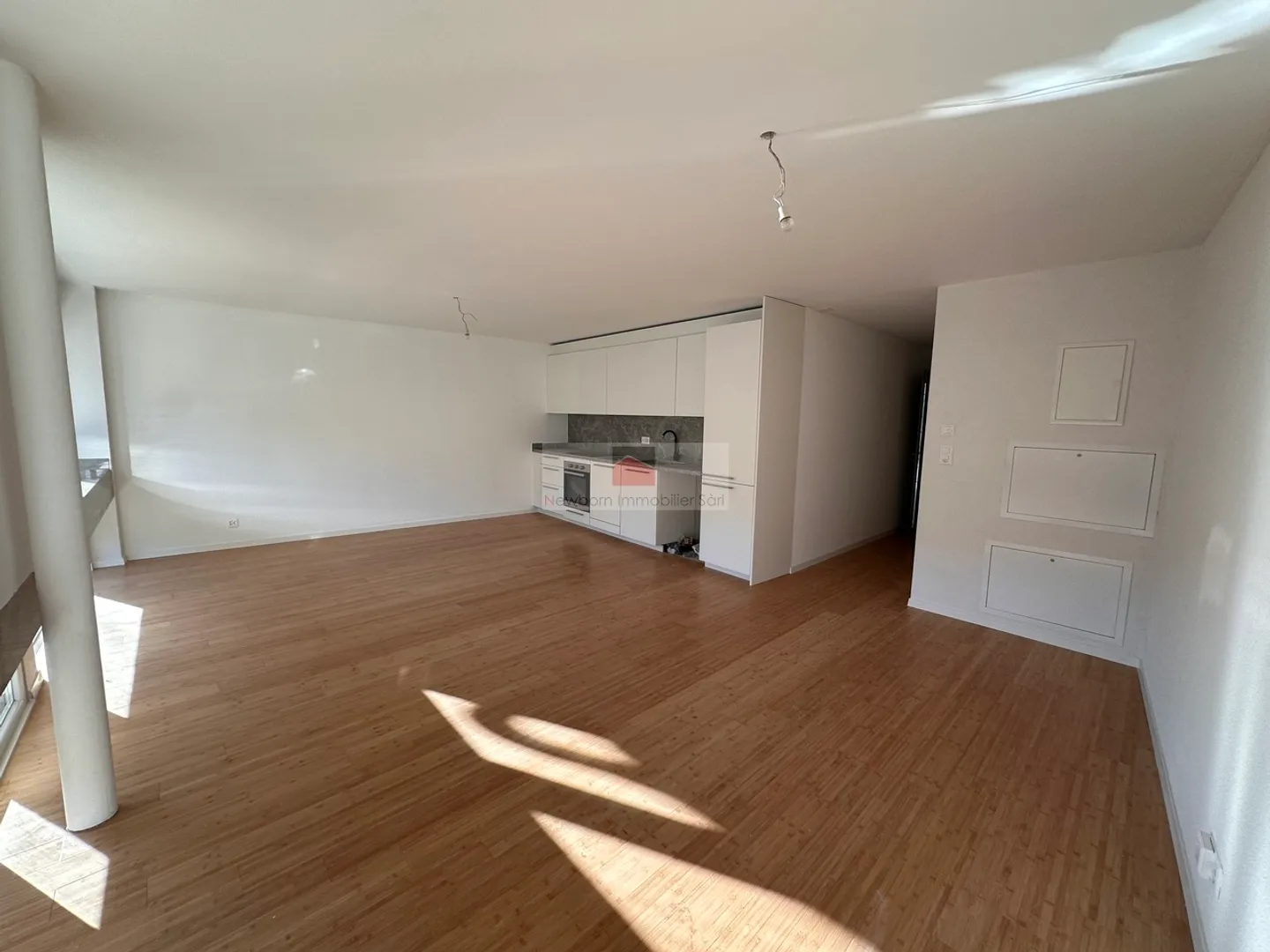 Studio moderne au bord du Lac - Photo 2 sur 4