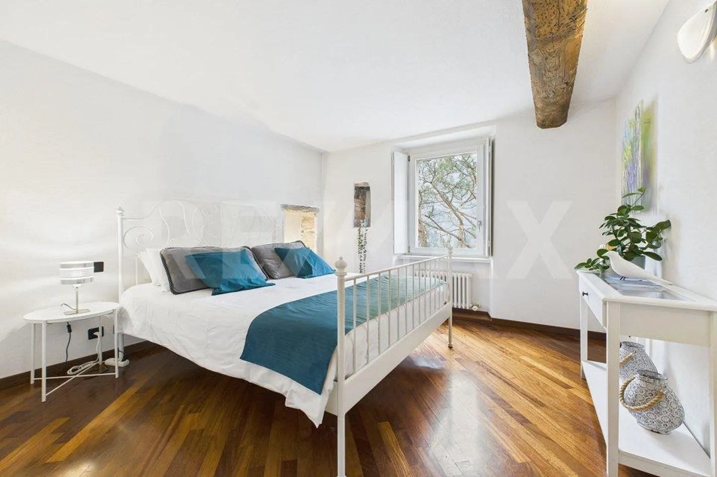 Charming 2½ room apartment with stunning lake view in... - Photo 8 of 13