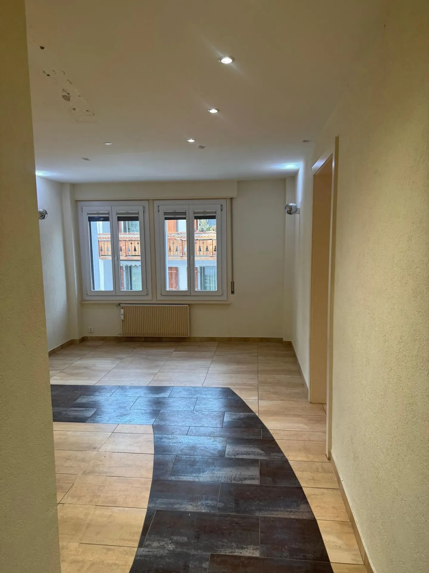 Appartement de 4.5 pièces central et lumineux - Photo 3 sur 7