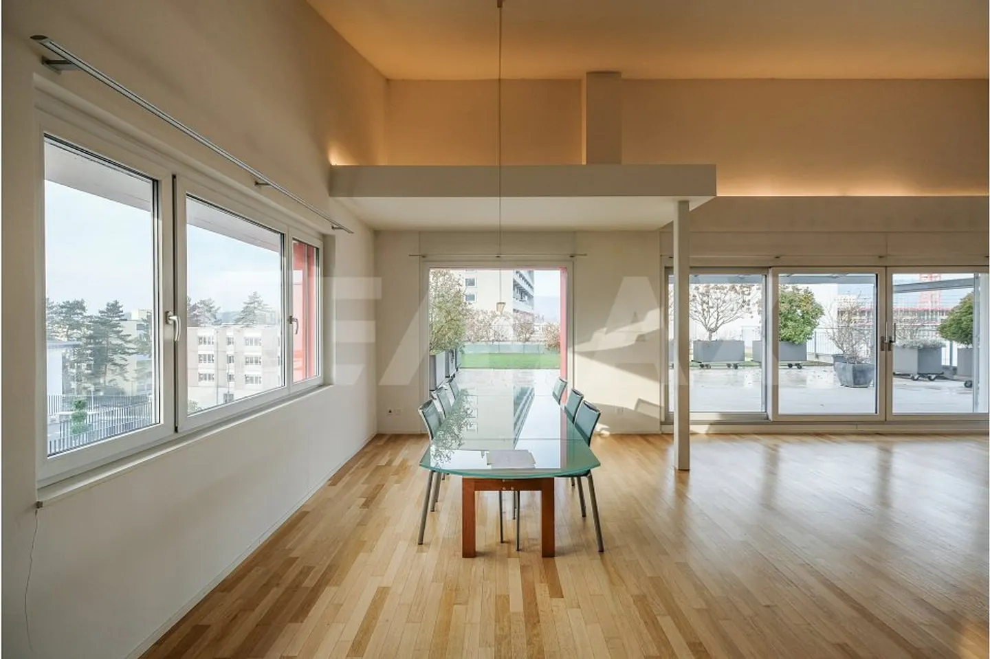 Appartement en duplex unique et exceptionnel de 4,5 pièces dans un ancien bâtiment d'imprimerie - Photo 7 sur 13