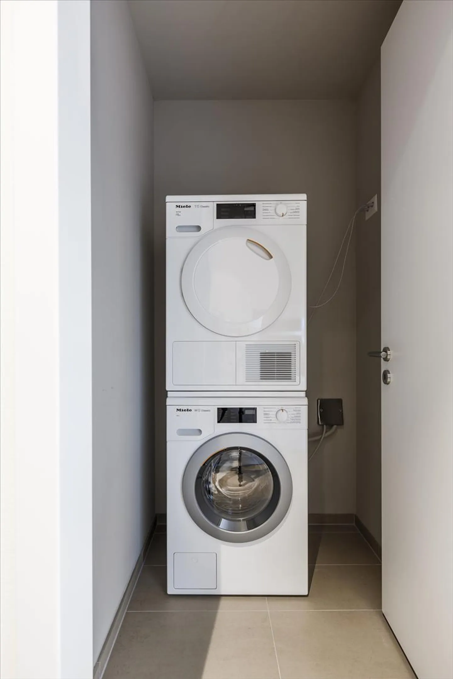 Apartment for rent - Photo 8 of 11