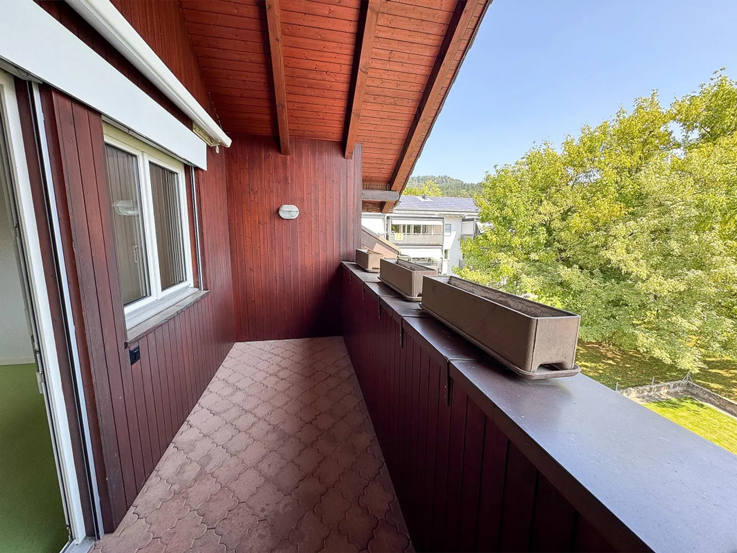 Appartement sous les combles 3½ pièces avec espace commercial dans un emplacement prisé (droit de construction) - Photo 10 sur 16
