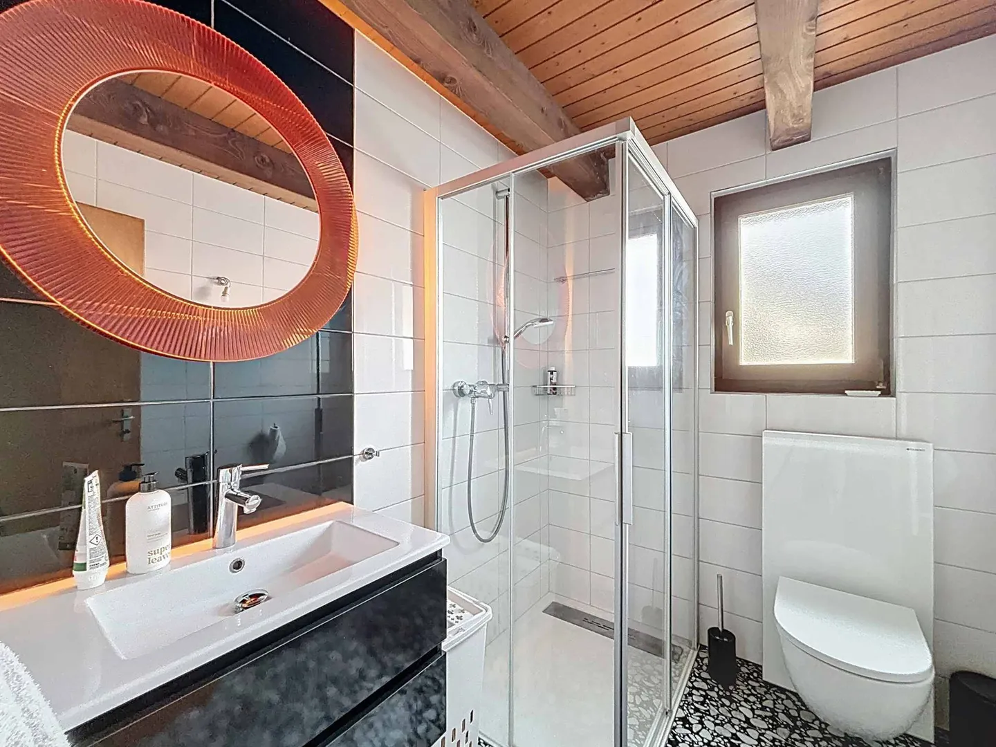 Propriété de caractère avec piscine - Photo 4 sur 12