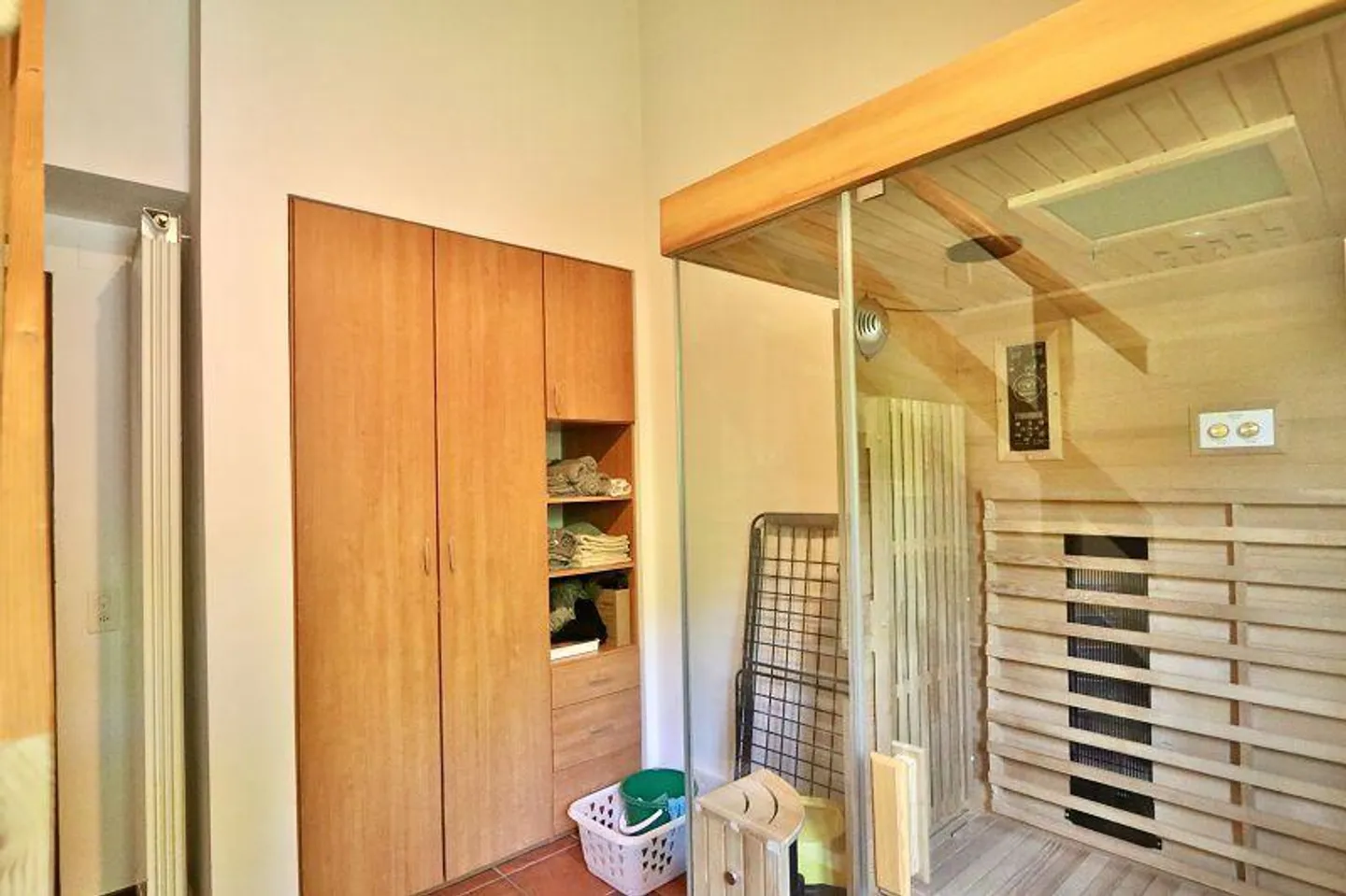 4 1/2-Room Maisonette Apartment with Private Garden in a Very Quiet Location - Photo 11 of 44