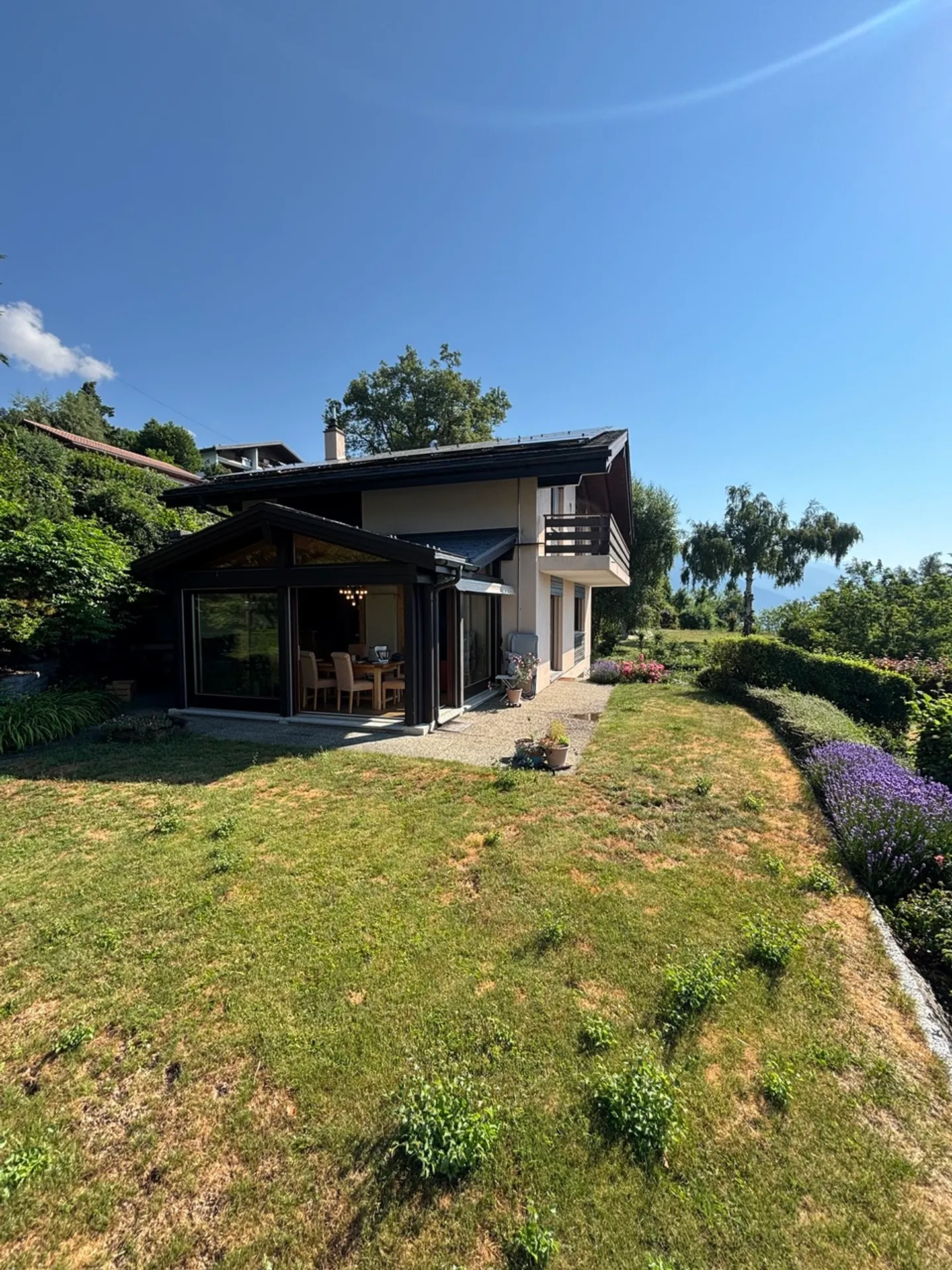 Casa Incantevole con Giardino - Foto 1 di 19