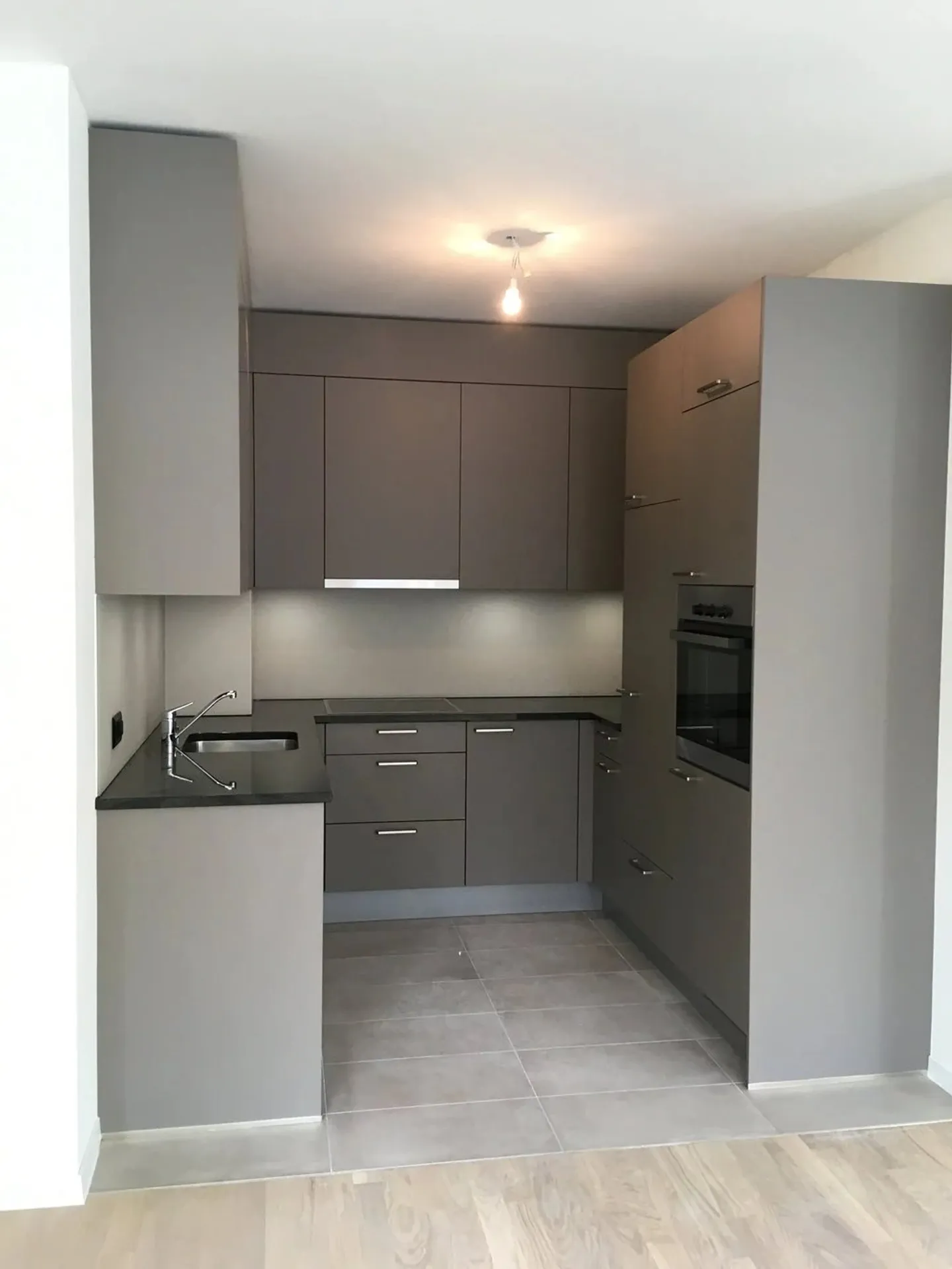 Appartamento 3.5 camere affascinante - Foto 3 di 7