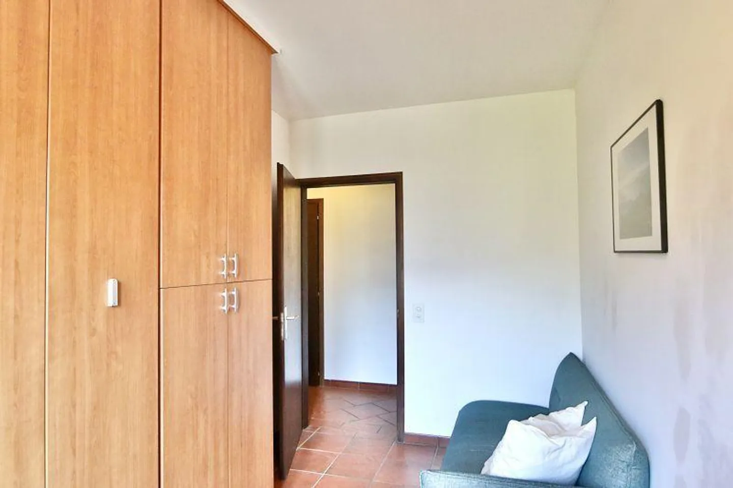 4 1/2-Room Maisonette Apartment with Private Garden in a Very Quiet Location - Photo 10 of 44