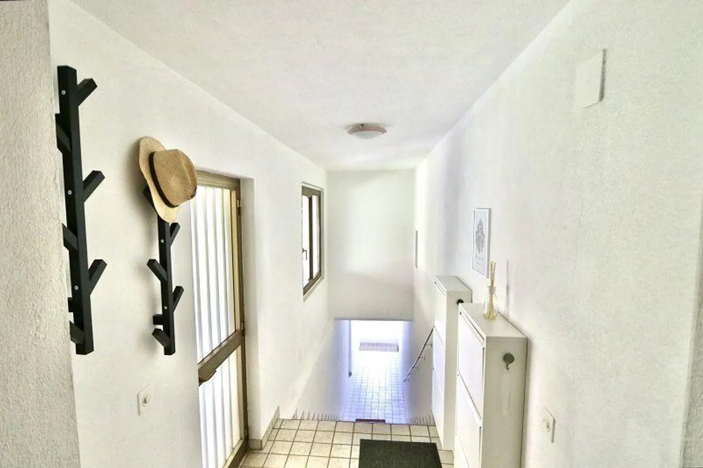 4 1/2-Room Maisonette Apartment with Private Garden in a Very Quiet Location - Photo 21 of 44