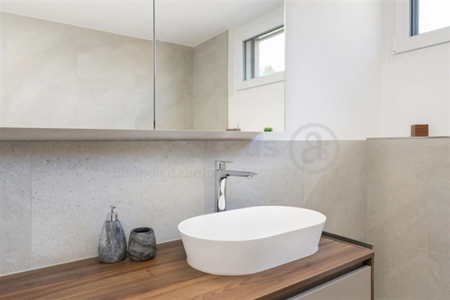 Projet de construction neuve maison individuelle avec vue dégagée et beaucoup d'espace - Photo 6 sur 8