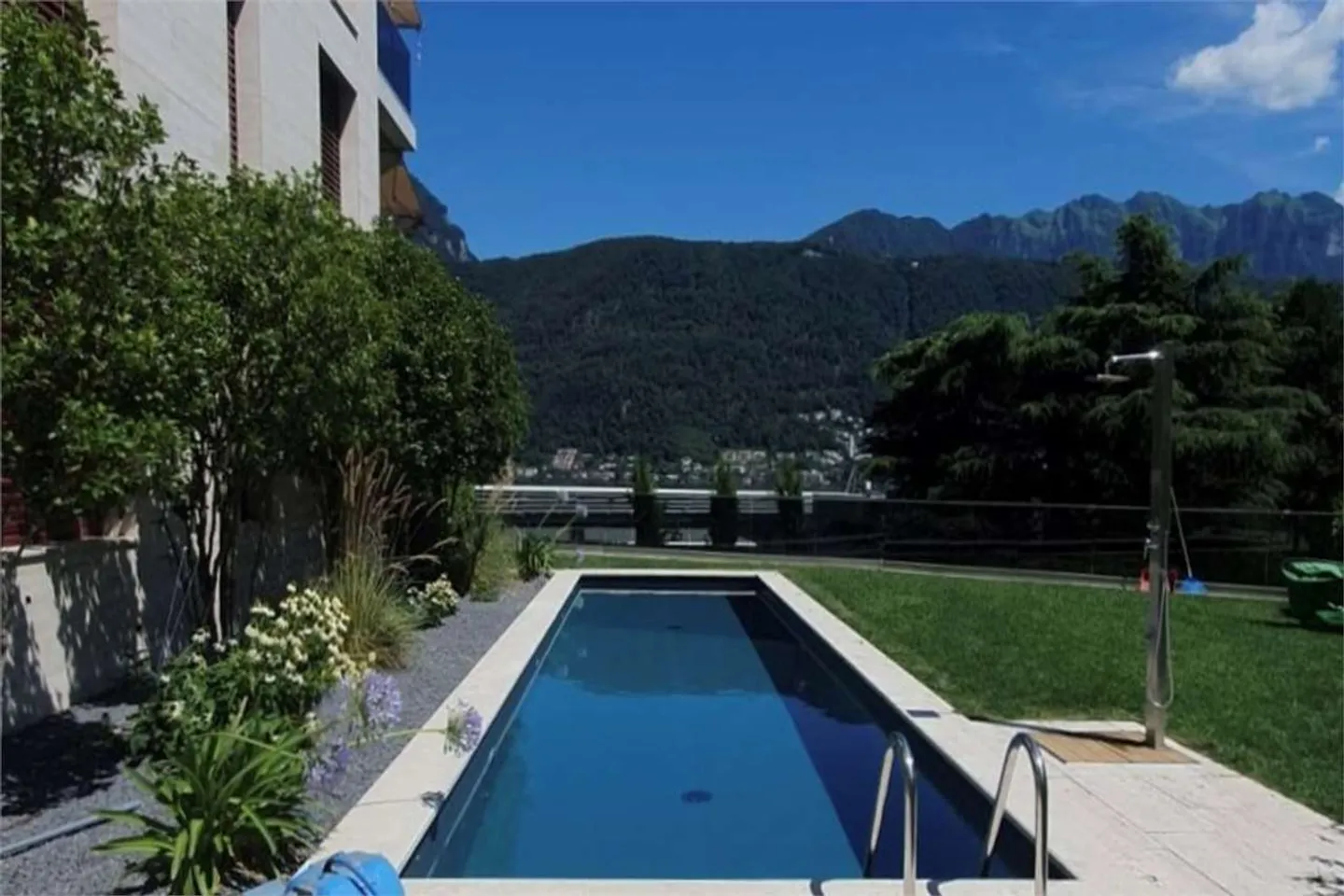 Apartment for sale - Photo 2 of 19