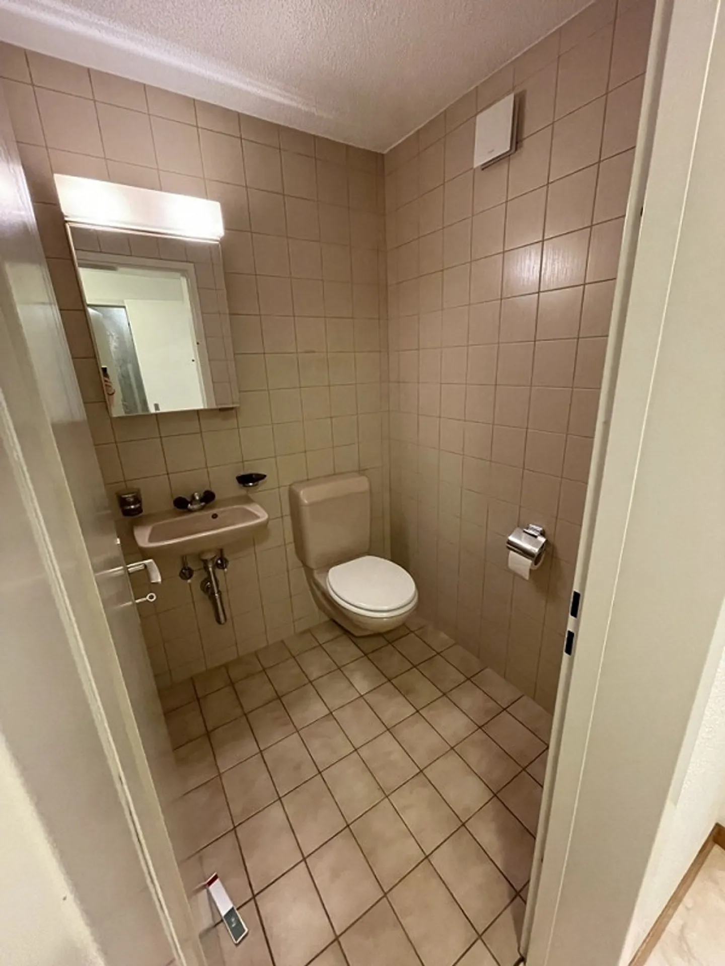 Appartement original sur deux étages - Photo 6 sur 12