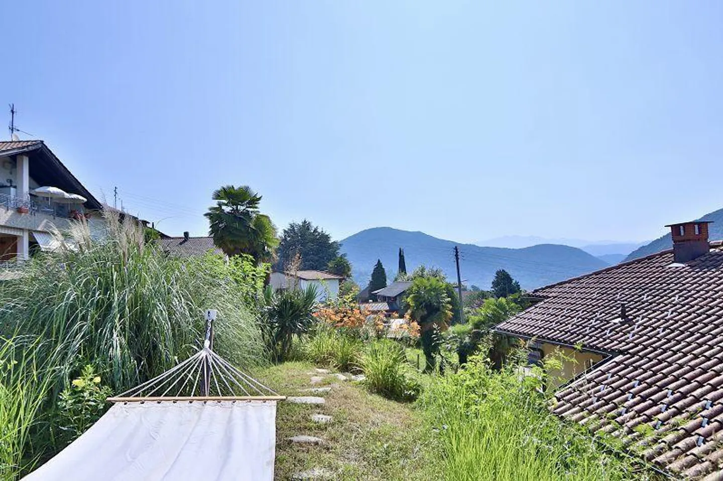 4 1/2-Room Maisonette Apartment with Private Garden in a Very Quiet Location - Photo 34 of 44