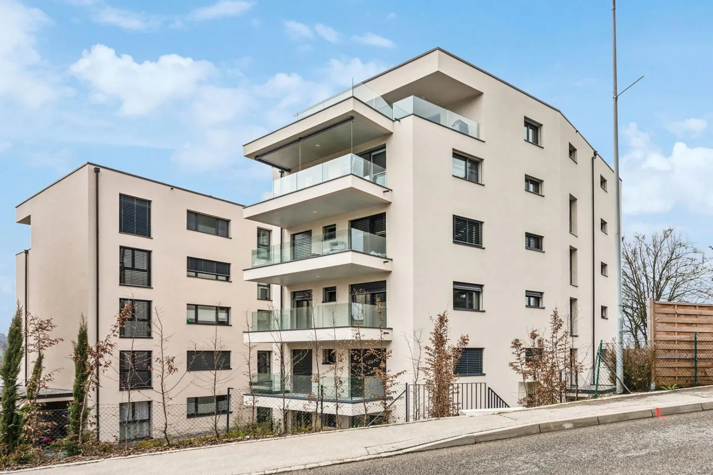 Modernes Apartment bei Fribourg - Foto 2 von 5