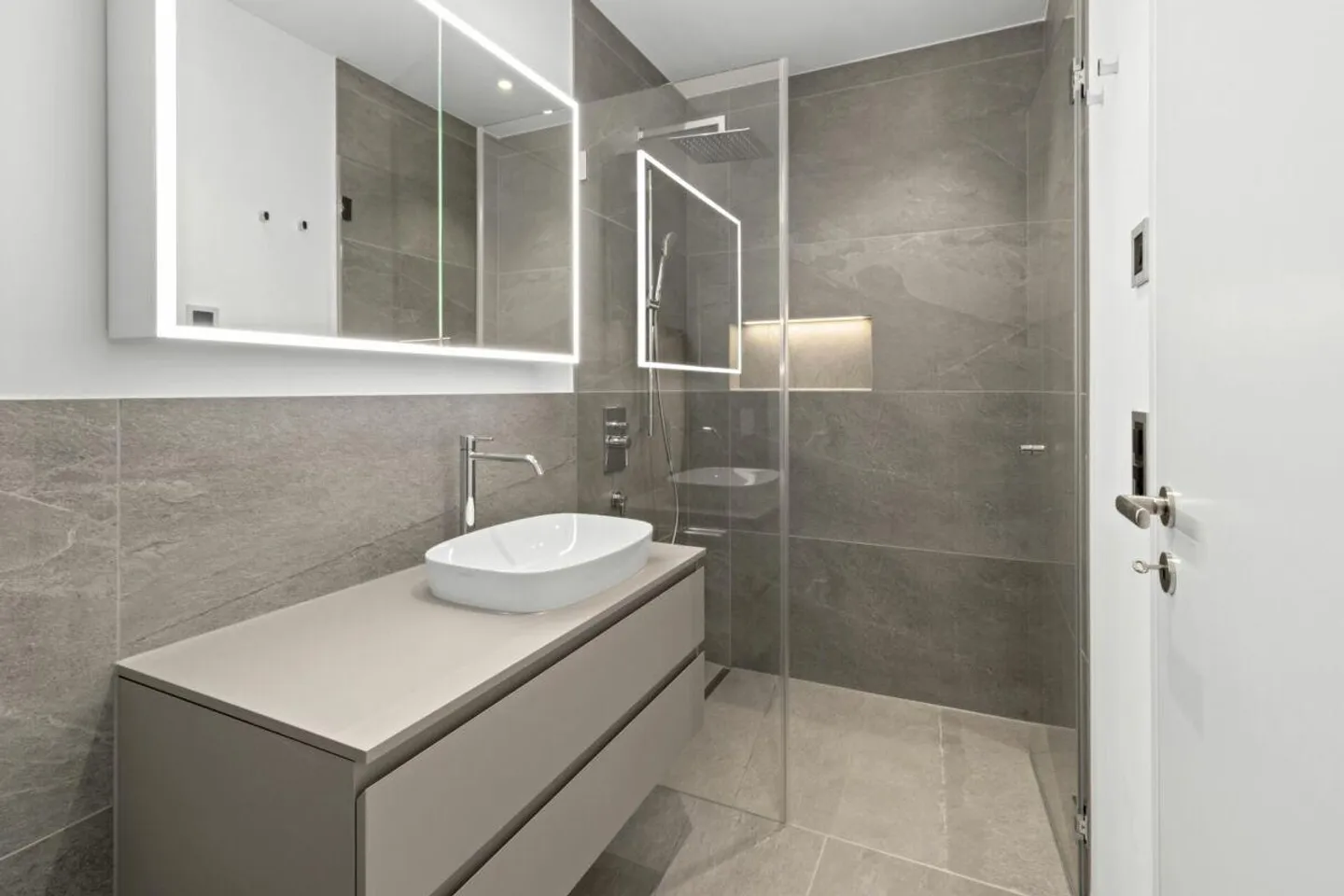 New Construction - First Occupancy with Direct Access to the Lake - Photo 9 of 14