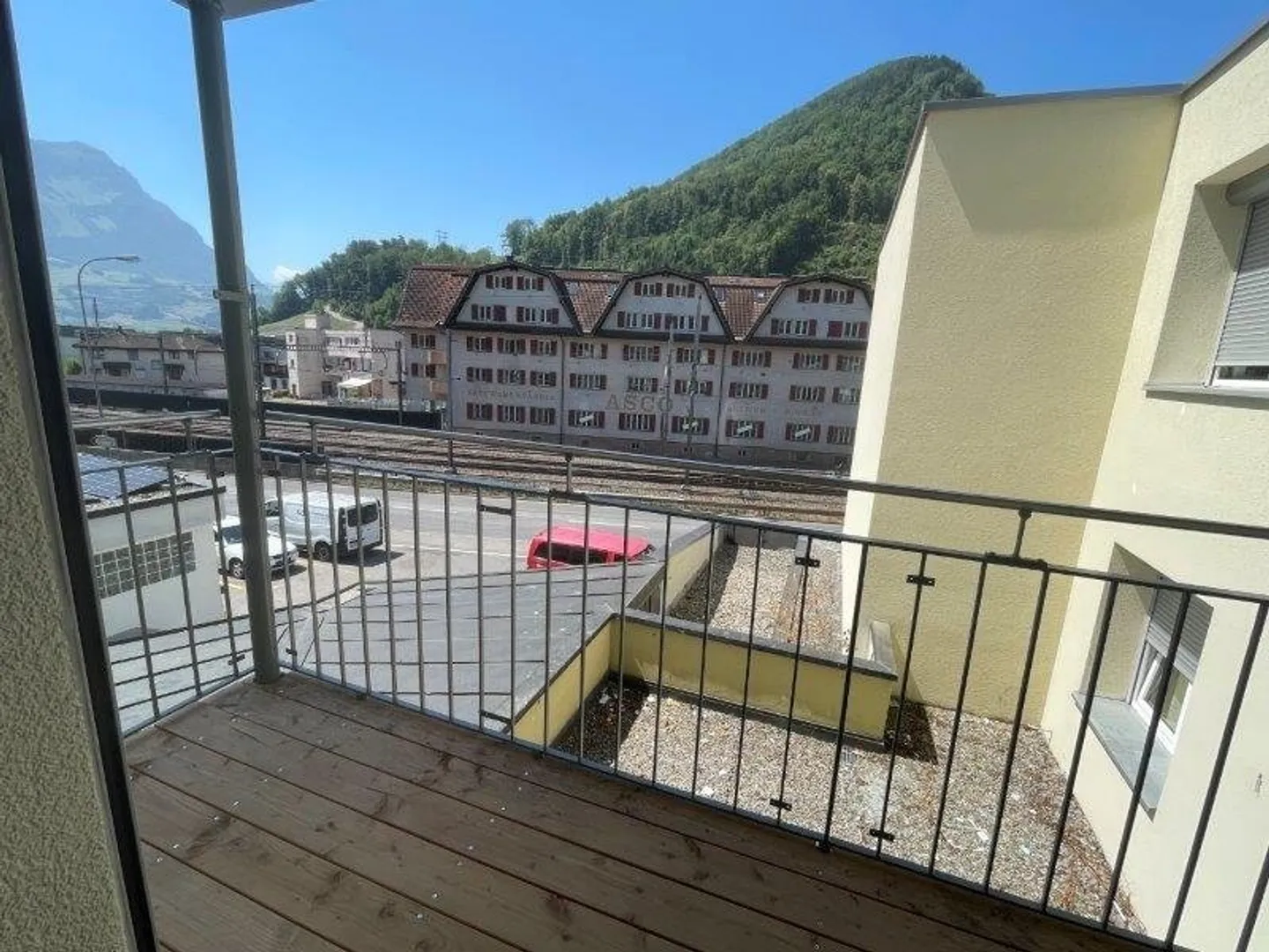 Studios récemment rénovés et modernes avec balcon à louer - Photo 6 sur 7