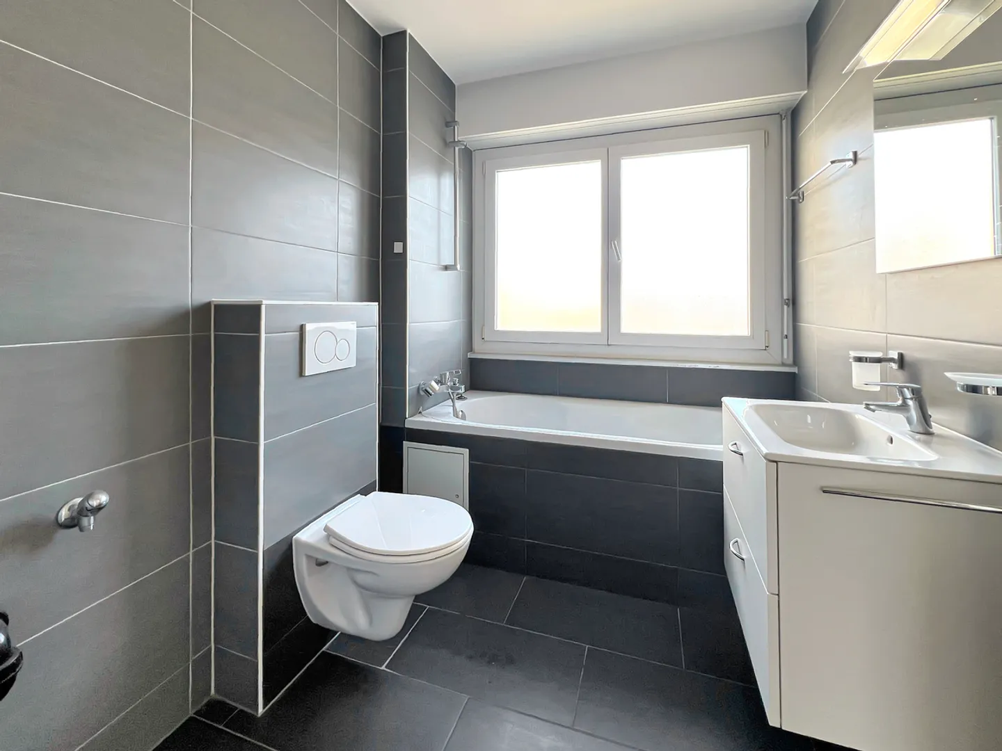 Appartamento 4.5 locali con potenziale di ristrutturazione - Foto 3 di 6