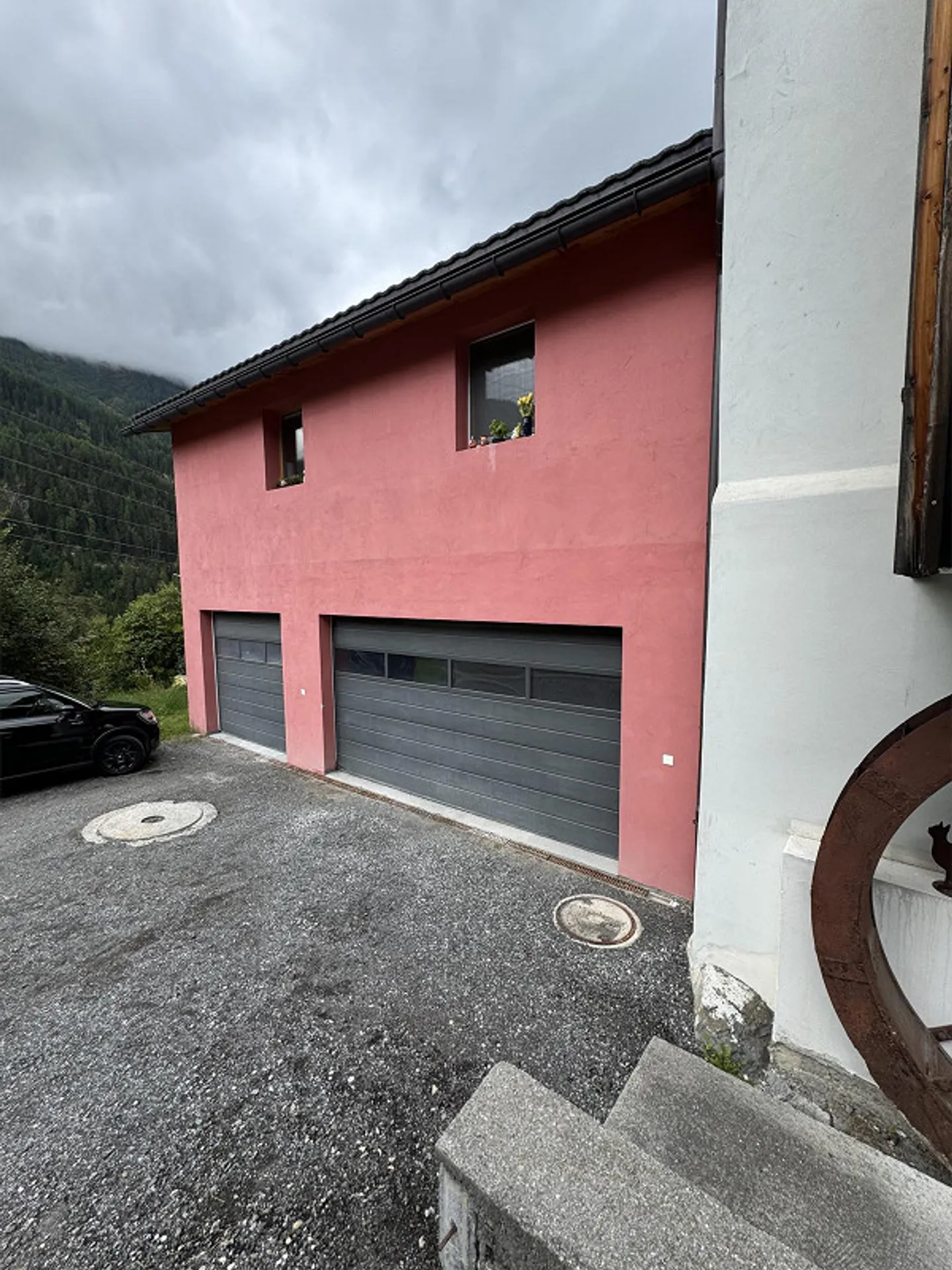 "Charmante 4.5-Zimmer-Maisonette-Wohnung mit Bergblick in Scuol " - Foto 4 von 27