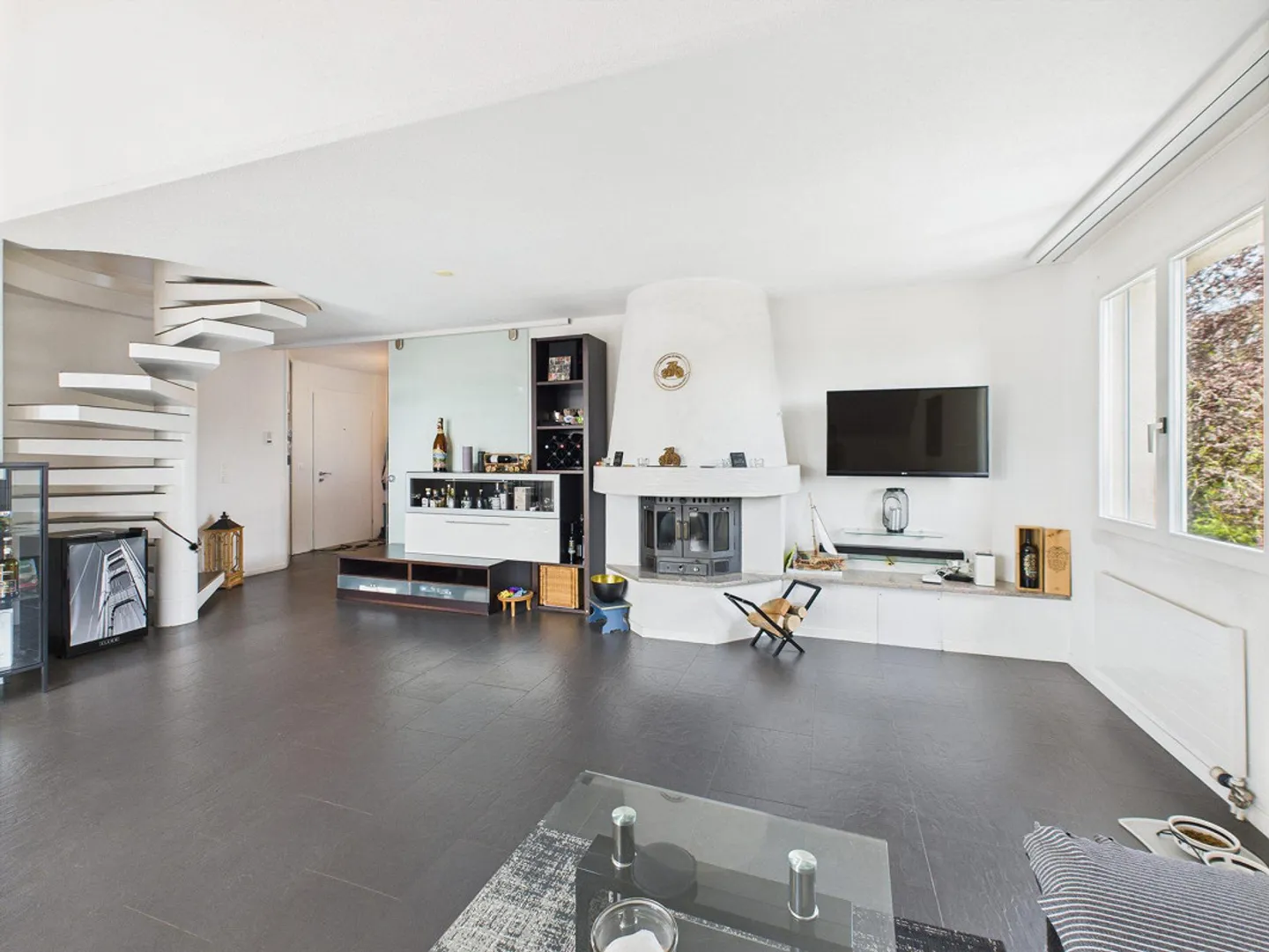 Maisonette-Dachwohnung avec vue panoramique dans un emplacement central - Photo 6 sur 9