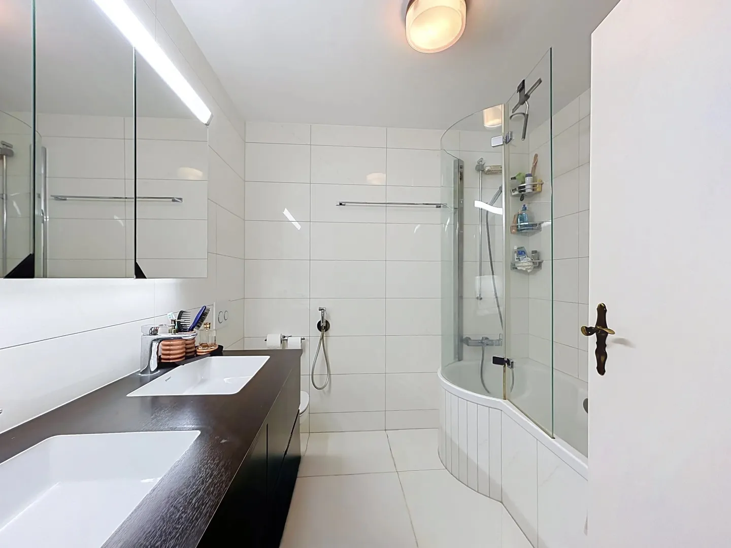 Appartement spacieux près du lac Neuchâtel - Photo 5 sur 7