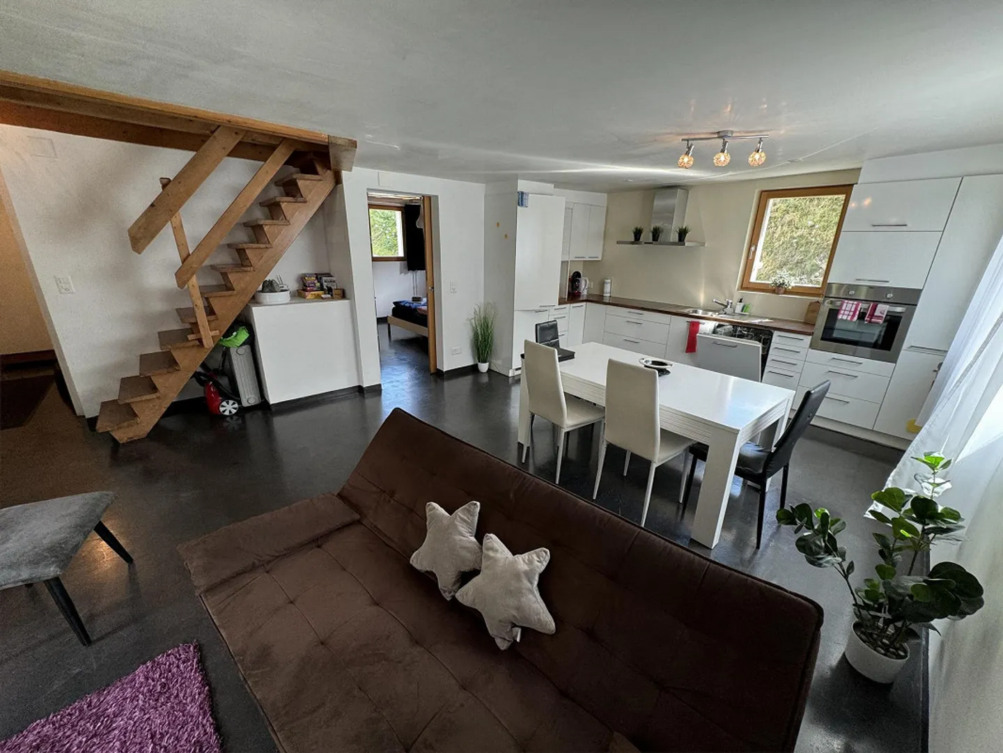 "Charmante 4.5-Zimmer-Maisonette-Wohnung mit Bergblick in Scuol " - Foto 8 von 27