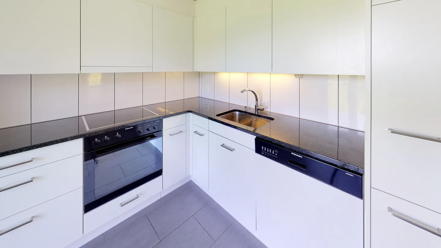 Un appartement sous les toits de rêve vous attend! - Photo 3 sur 10