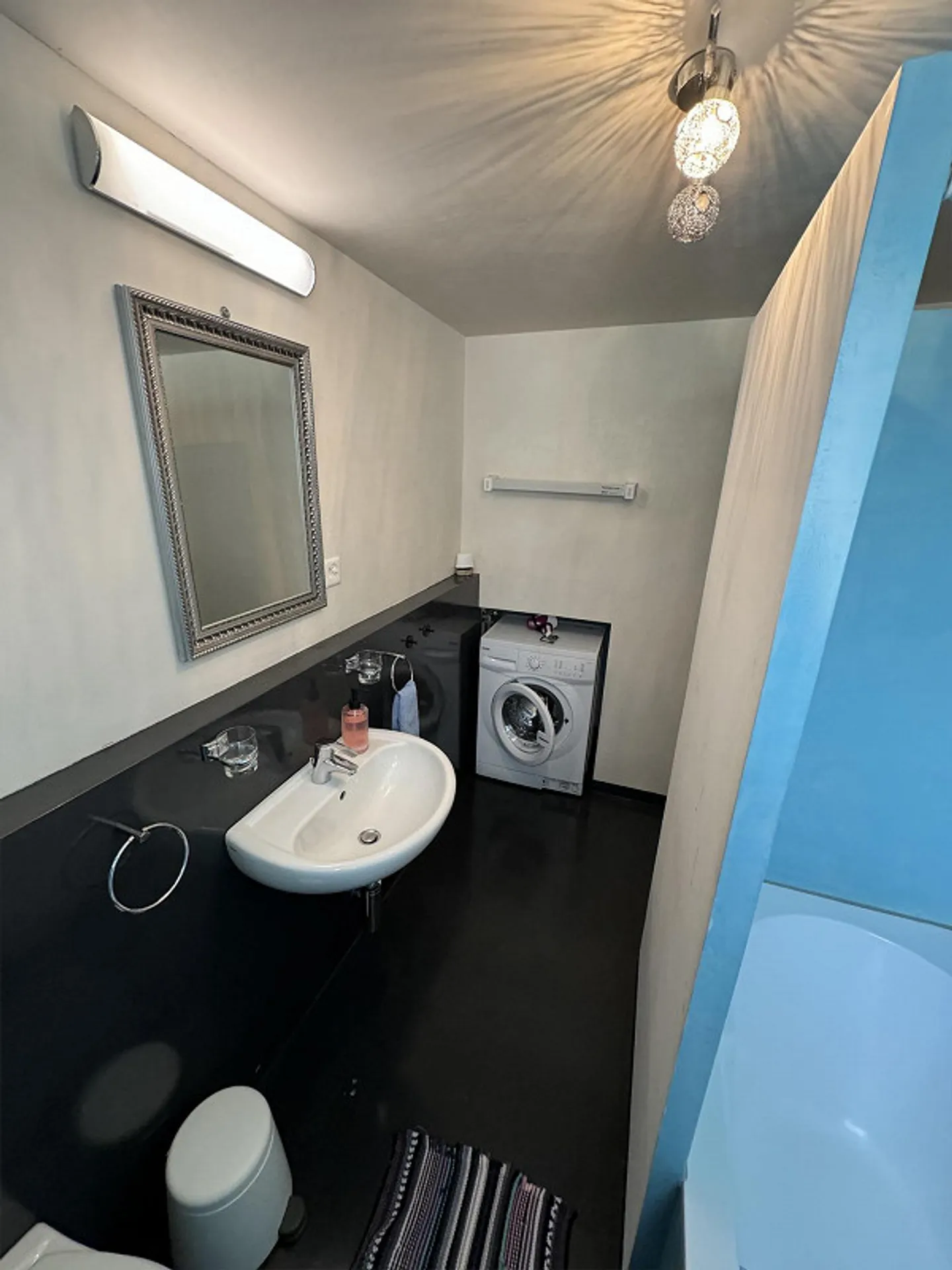 "Charmante 4.5-Zimmer-Maisonette-Wohnung mit Bergblick in Scuol " - Foto 12 von 27