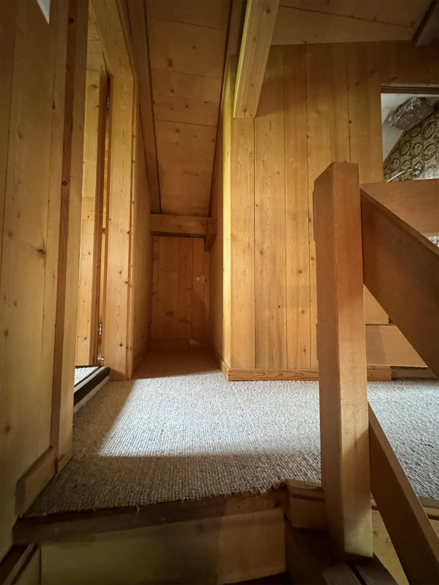 "Charmante 4.5-Zimmer-Maisonette-Wohnung mit Bergblick in Scuol " - Foto 15 von 27