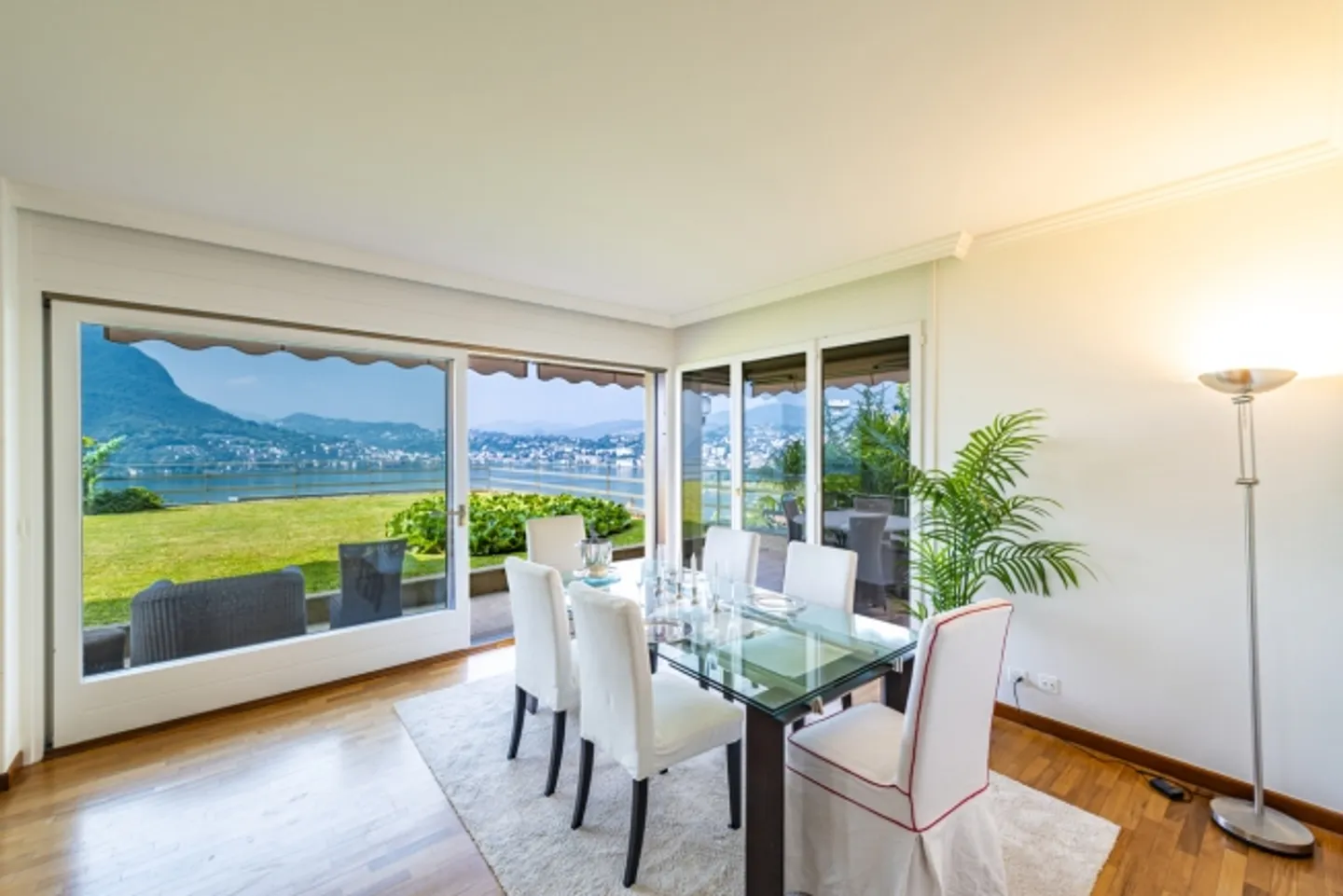 «Elegante Wohnung mit Garten mit Blick auf den See» - Foto 5 von 16