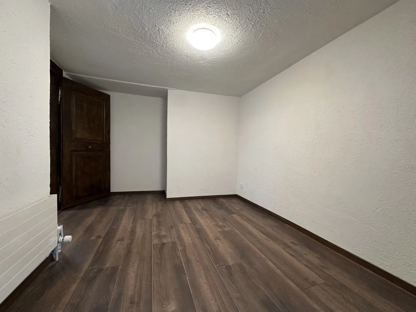 Appartamento 2,5 locali direttamente in piazza 'Landsgemeindeplatz' storico - Foto 4 di 7