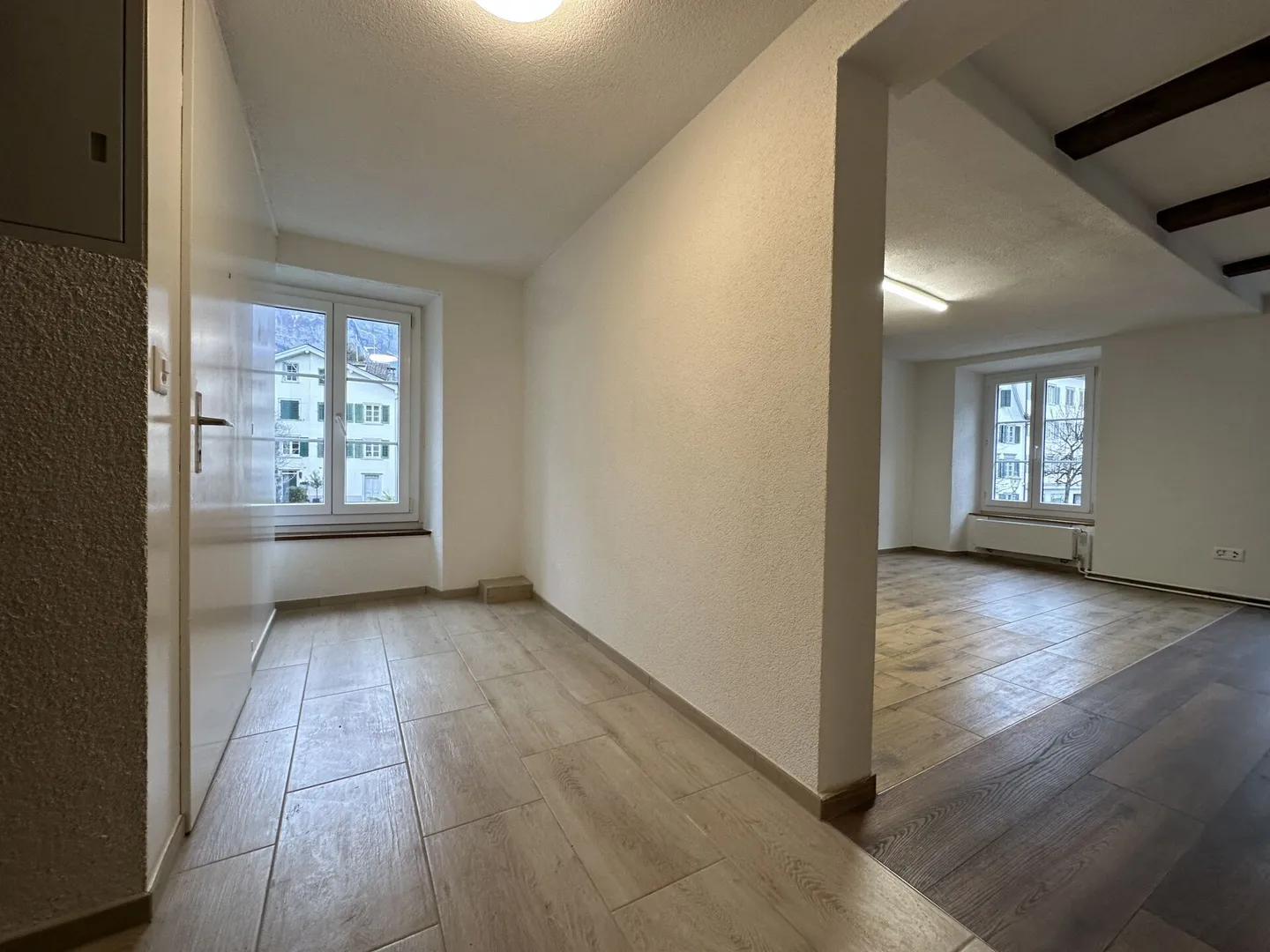 Appartamento 2,5 locali direttamente in piazza 'Landsgemeindeplatz' storico - Foto 5 di 7