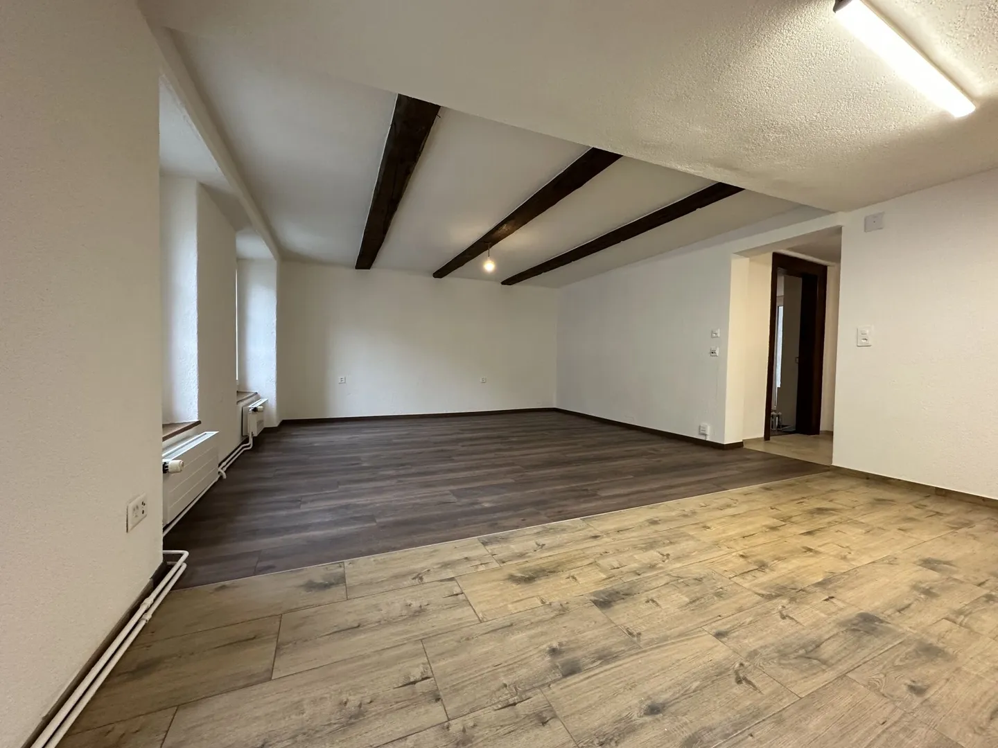 Appartamento 2,5 locali direttamente in piazza 'Landsgemeindeplatz' storico - Foto 3 di 7