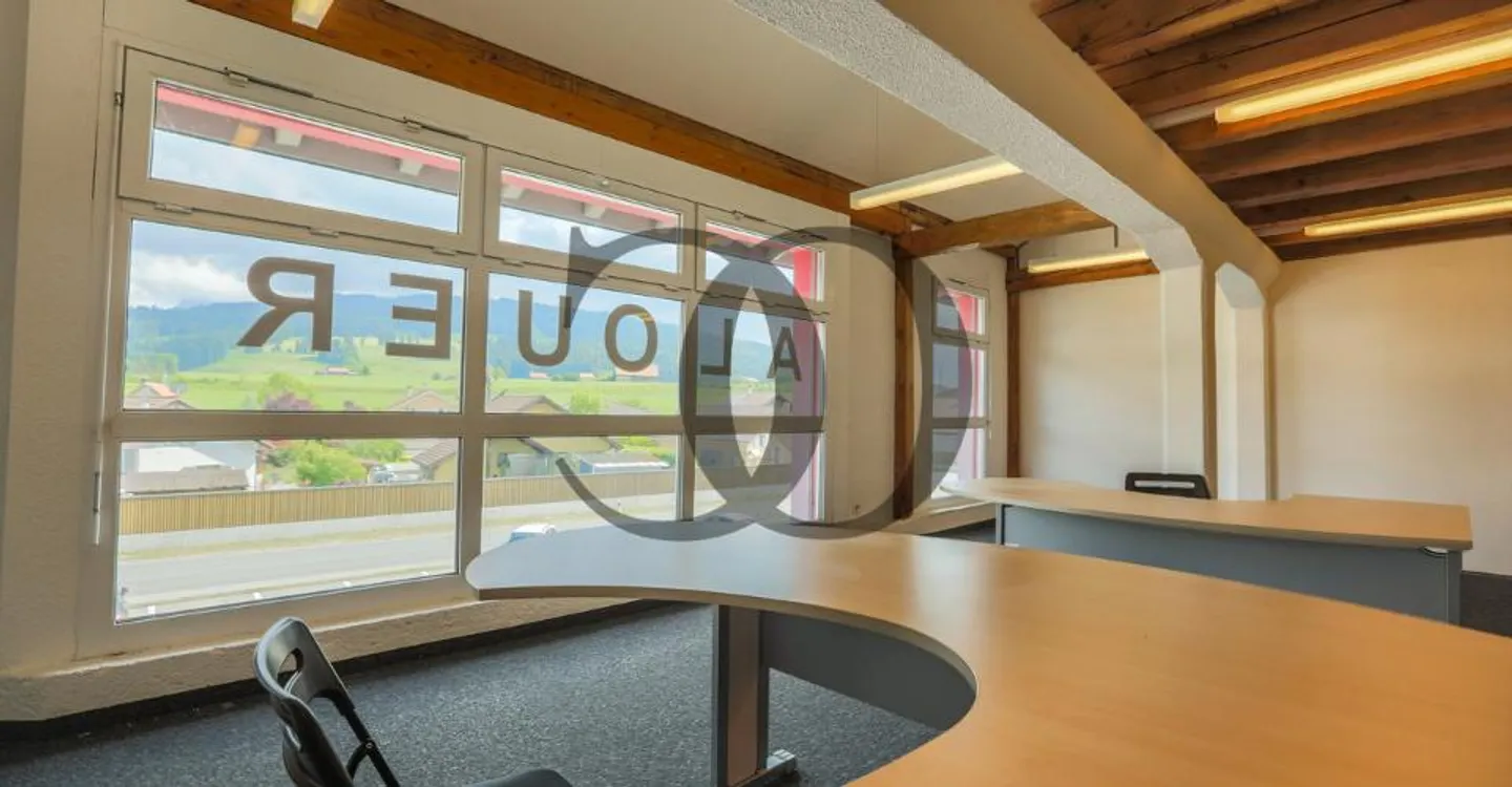 Commercial space for start-up - Photo 1 of 5