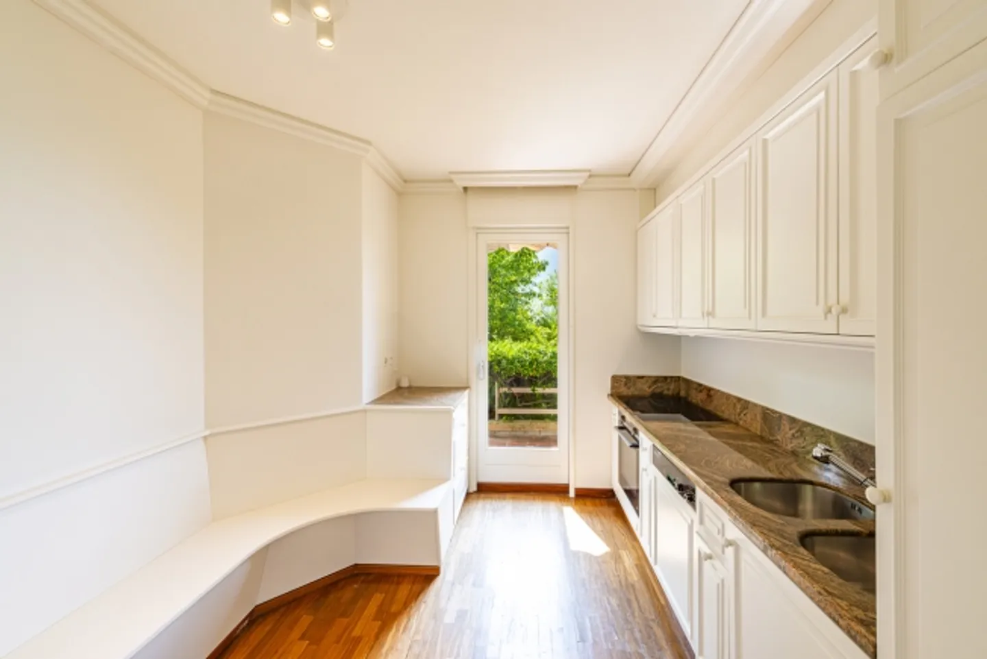 «Elegante Wohnung mit Garten mit Blick auf den See» - Foto 8 von 16