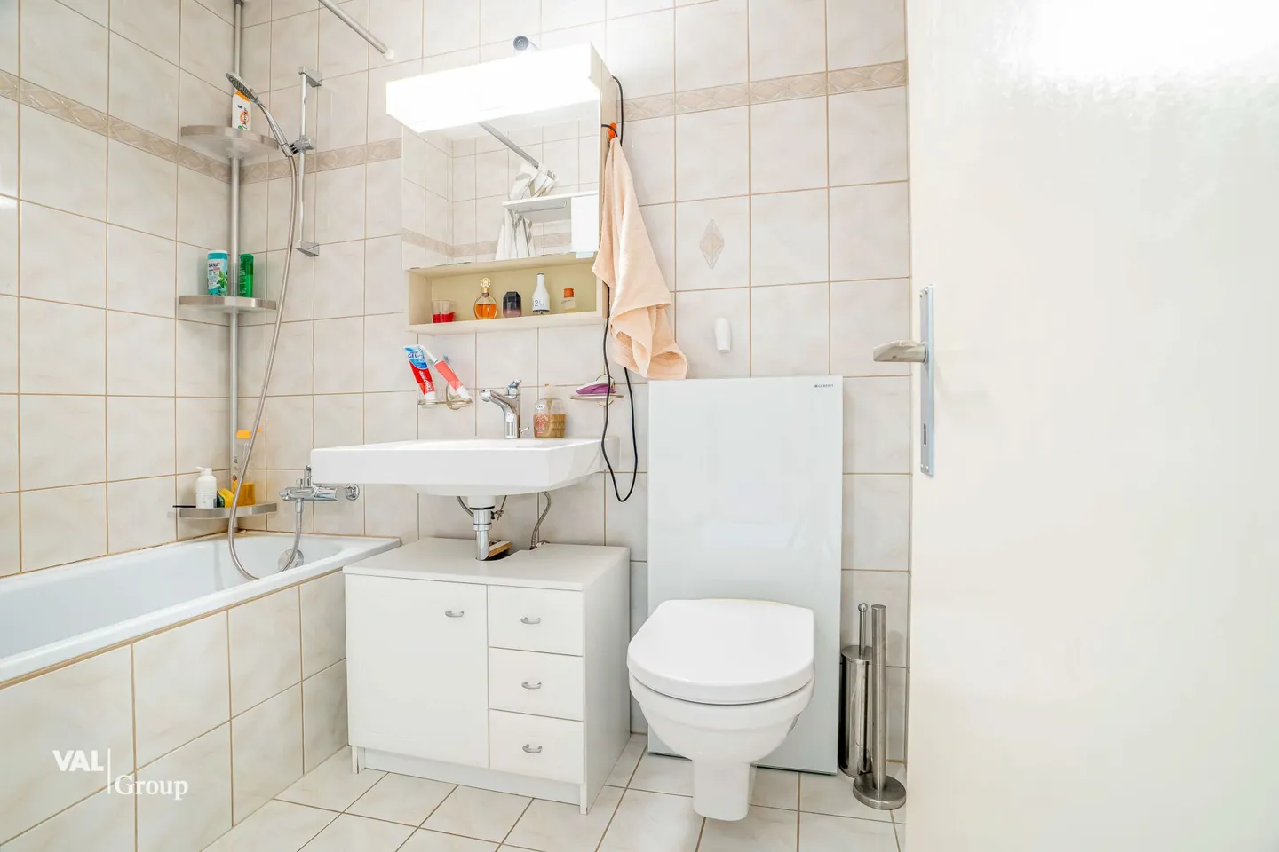 Attractive apartment with terrace and high quality of living - Photo 8 of 15