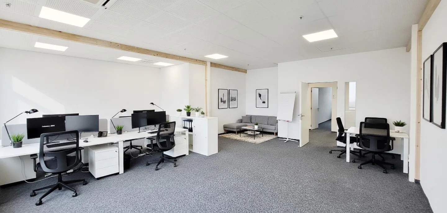 158 m² di spazio ufficio nel campus di Mägenwil! - Foto 2 di 12