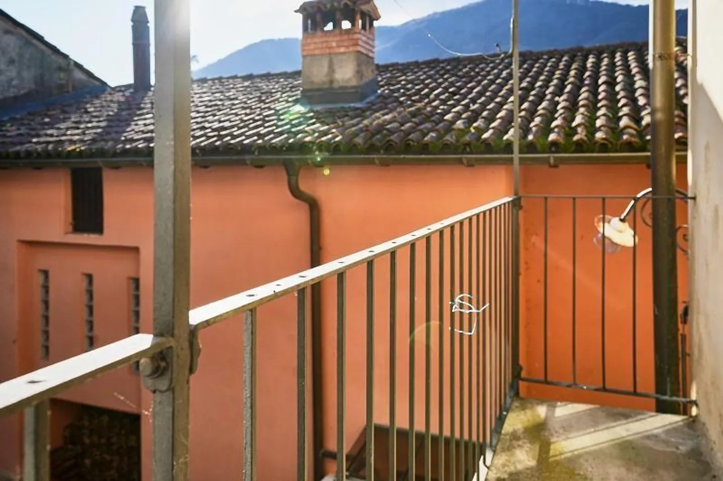 3-room village house with balcony in a very quiet location / casa di 3 local... - Photo 17 of 20
