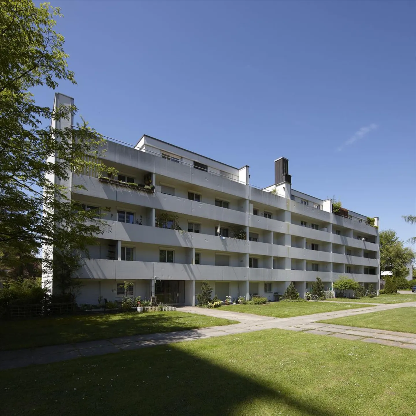 Apartment for rent - Photo 1 of 4