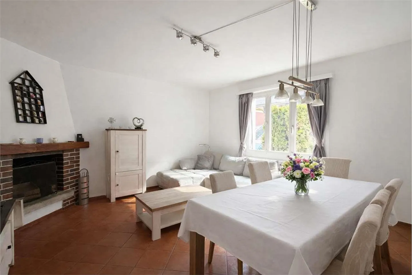 Magadino - 3.5 mit privatem Garten, in der Nähe des Sees - ideale Investition - Foto 2 von 13