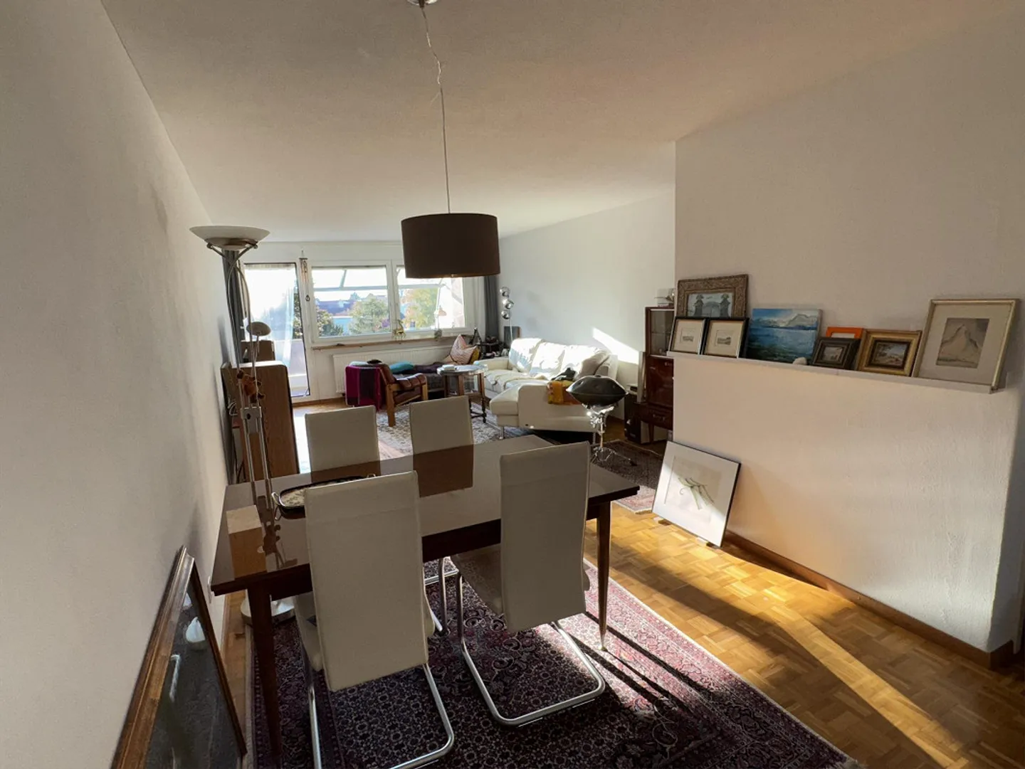 Appartement 4 pièces ensoleillé et calme, situé au centre près de la gare - Photo 3 sur 19