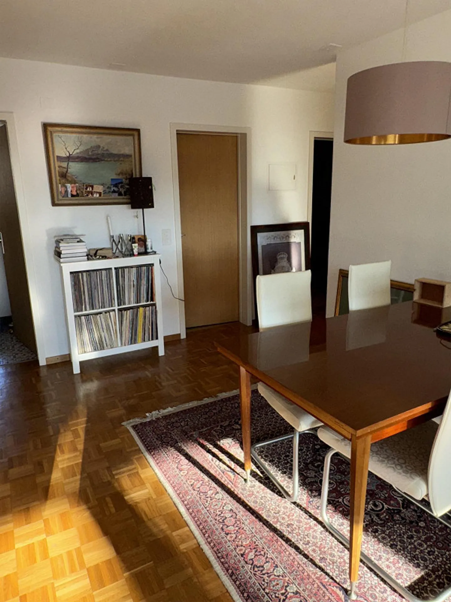 Appartement 4 pièces ensoleillé et calme, situé au centre près de la gare - Photo 4 sur 19