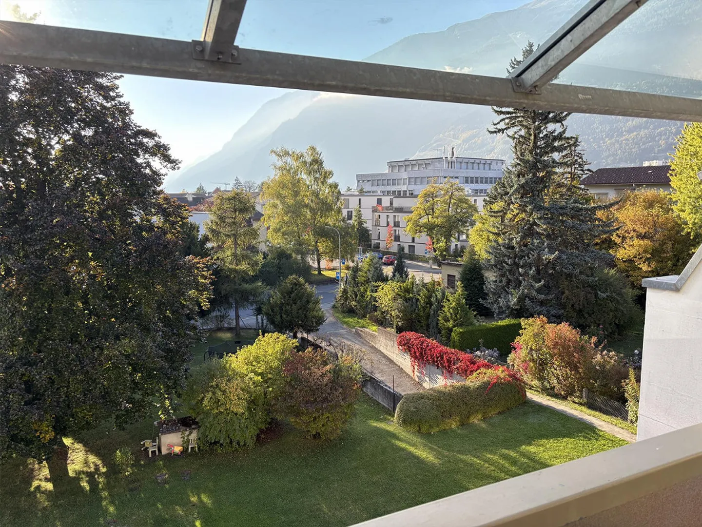 Appartement 4 pièces ensoleillé et calme, situé au centre près de la gare - Photo 16 sur 19