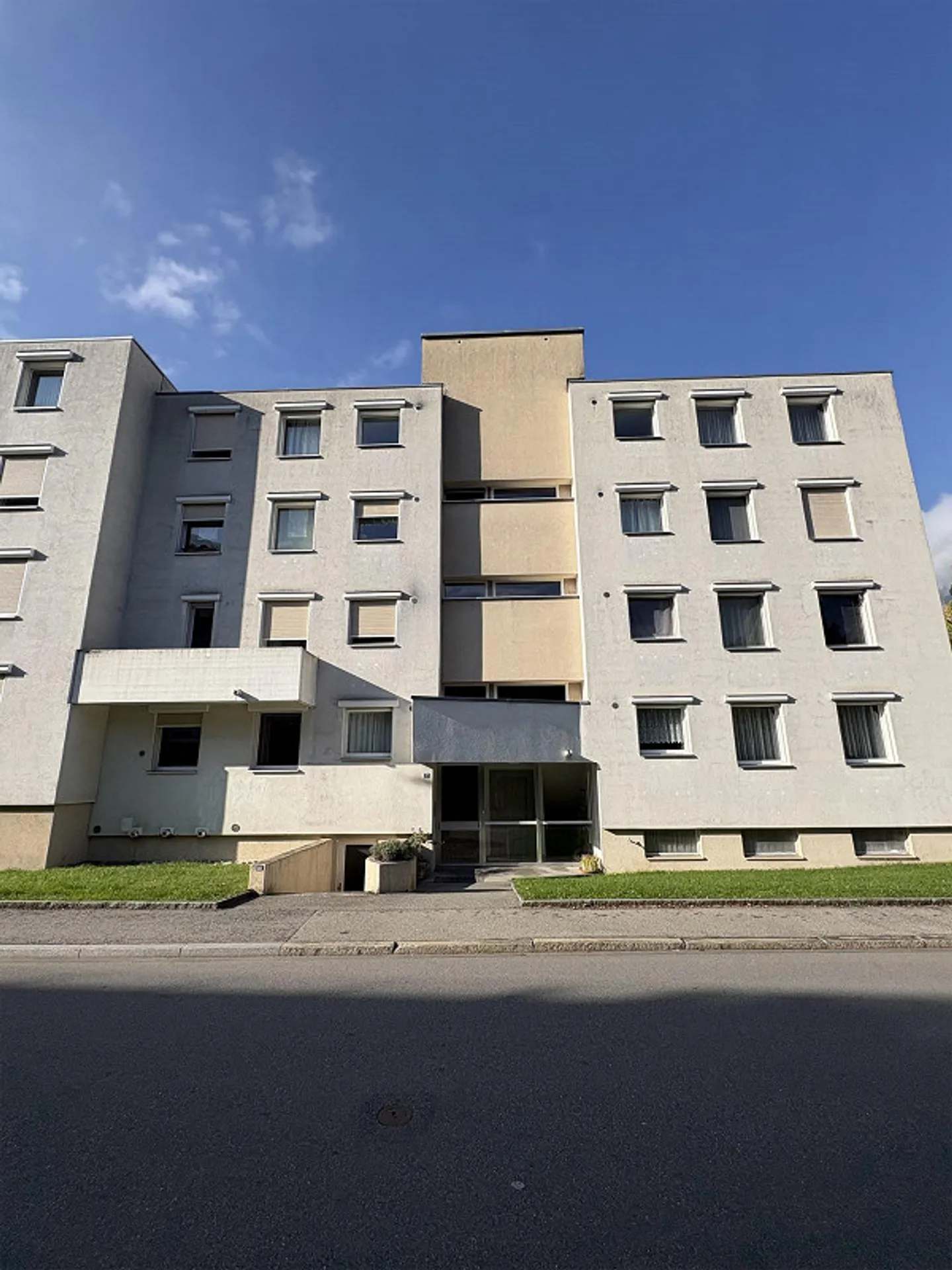 Appartement 4 pièces ensoleillé et calme, situé au centre près de la gare - Photo 19 sur 19